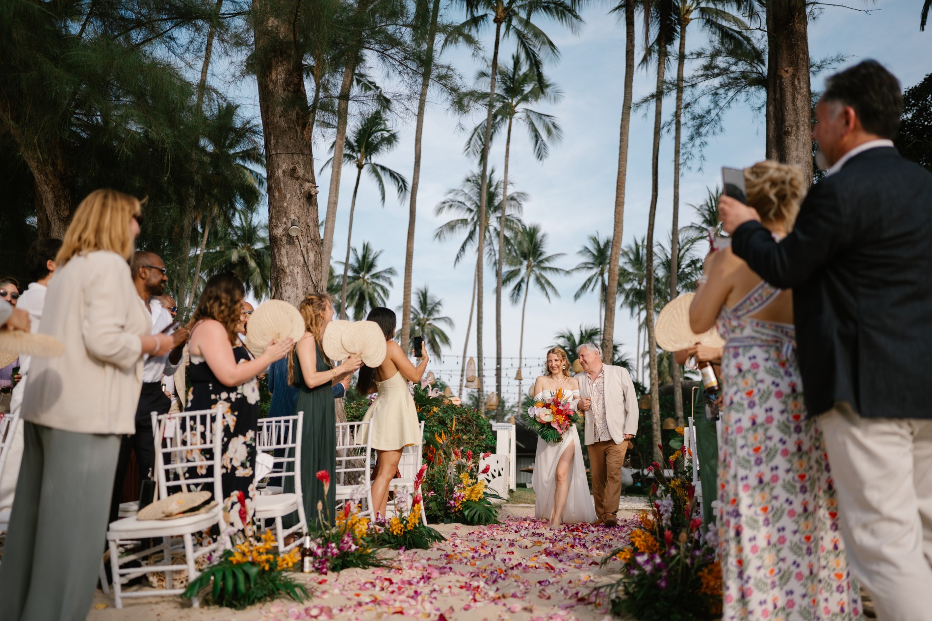 Koh Samui wedding at Ban Suriya - wedding photography by Vasana Studio | 27_1