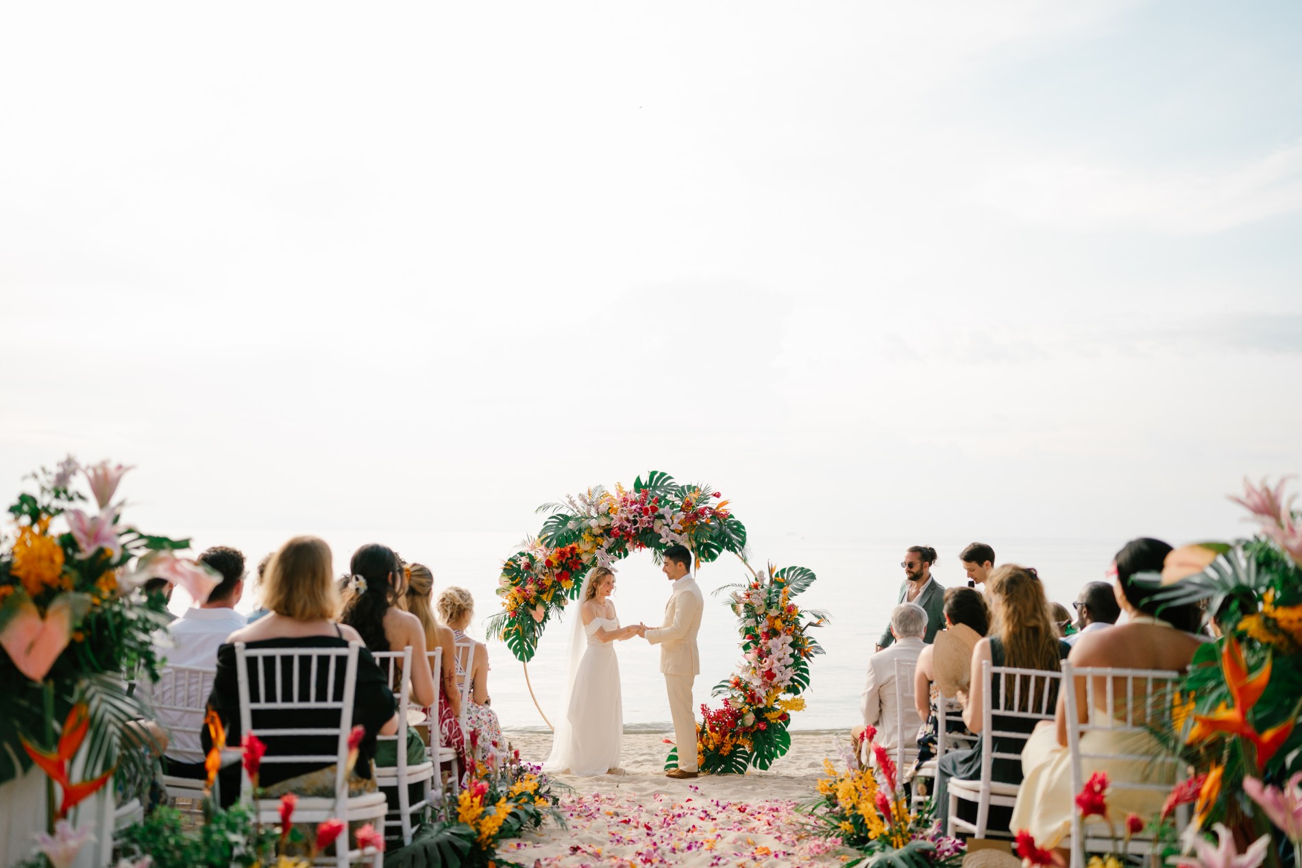 Koh Samui wedding at Ban Suriya - wedding photography by Vasana Studio | 29_2