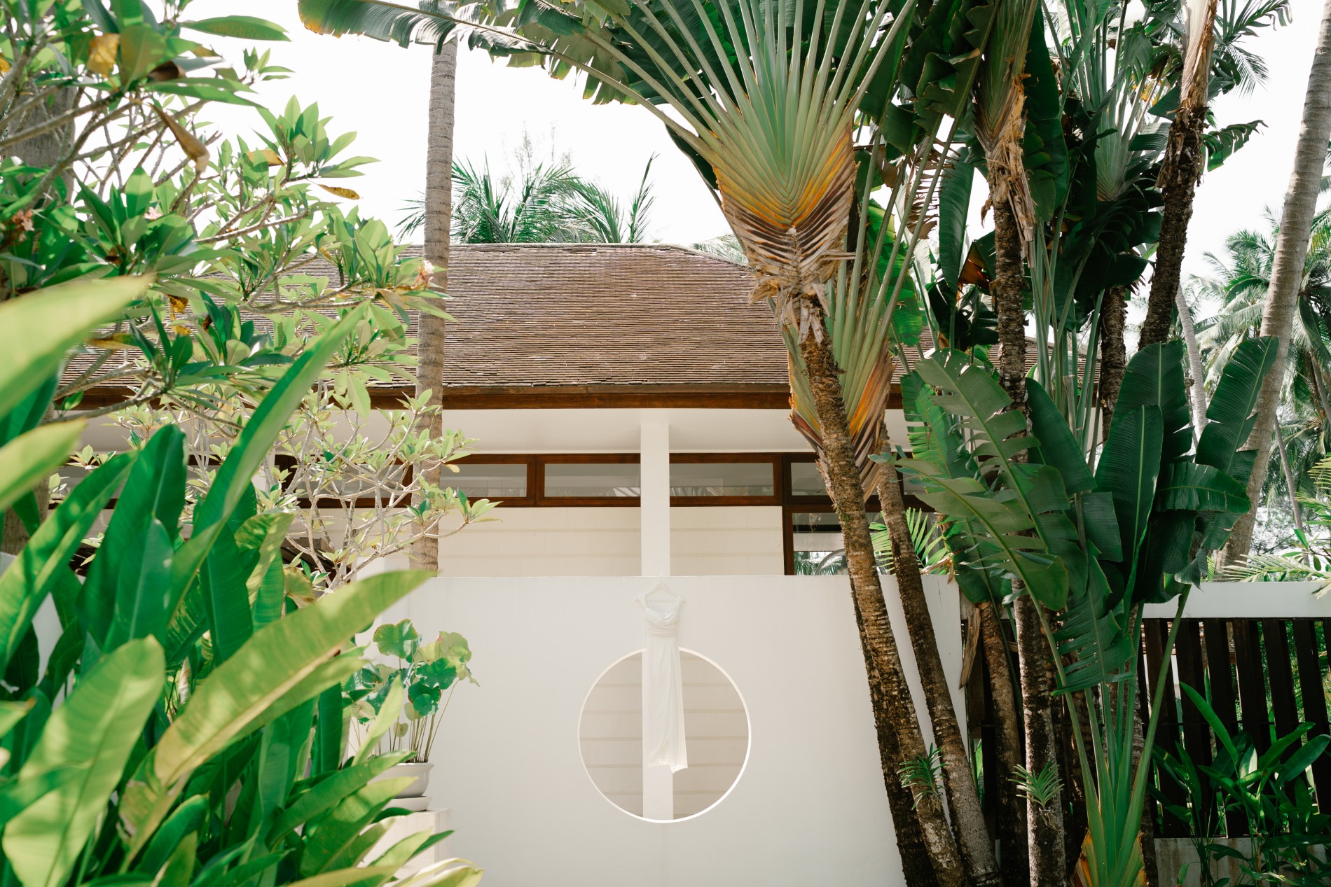Koh Samui wedding at Ban Suriya - wedding photography by Vasana Studio | 2_2