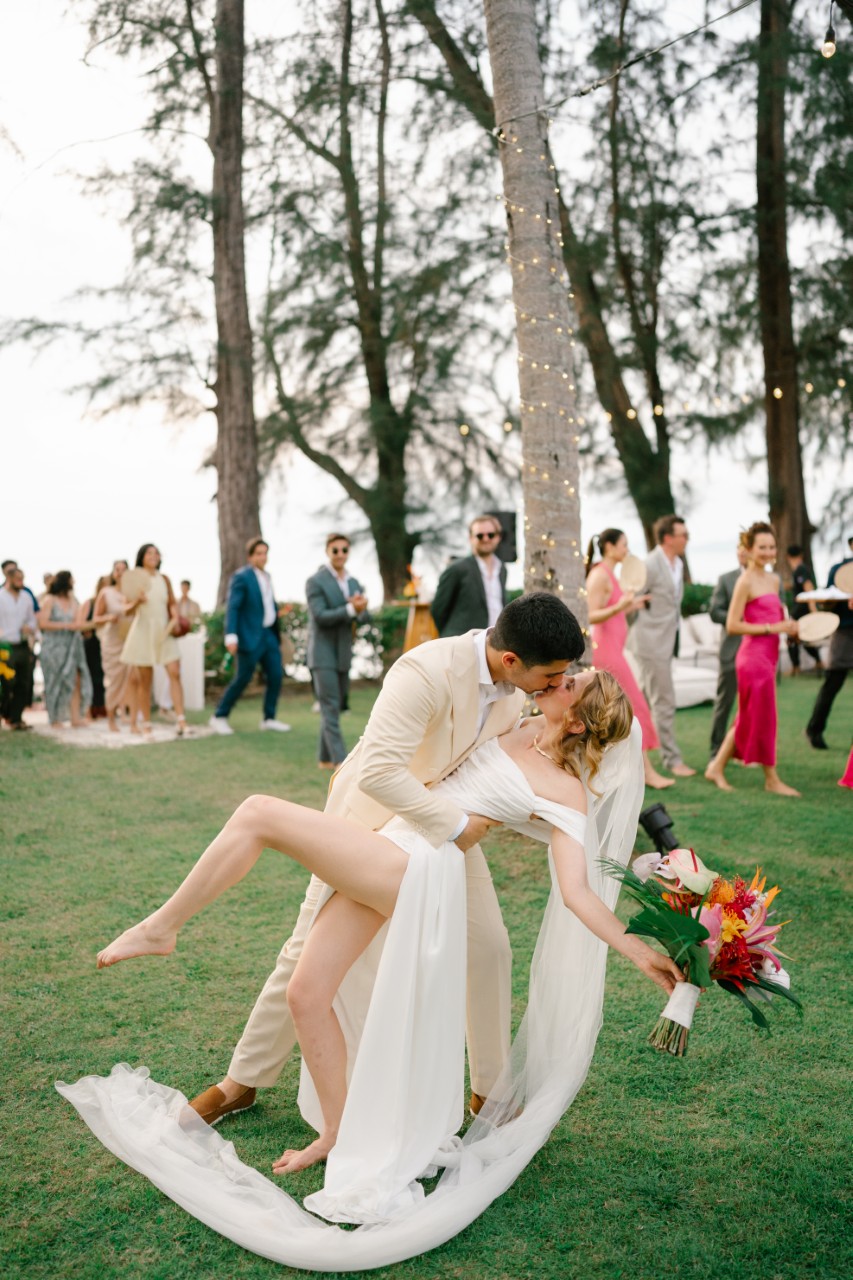 Koh Samui wedding at Ban Suriya - wedding photography by Vasana Studio | 37_2