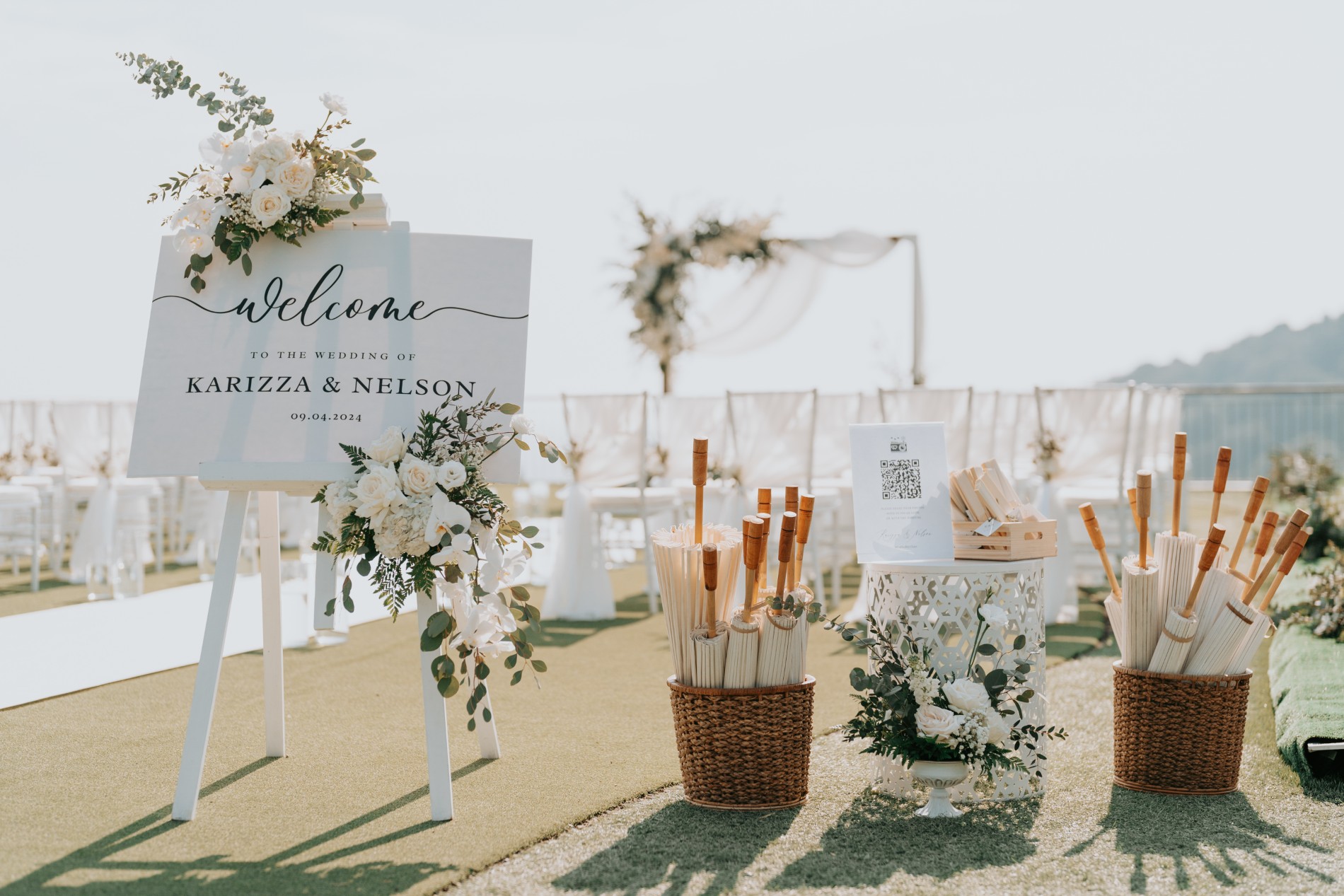 Phuket wedding at Avista Hideaway - wedding photography by Vasana Studio | 3_1