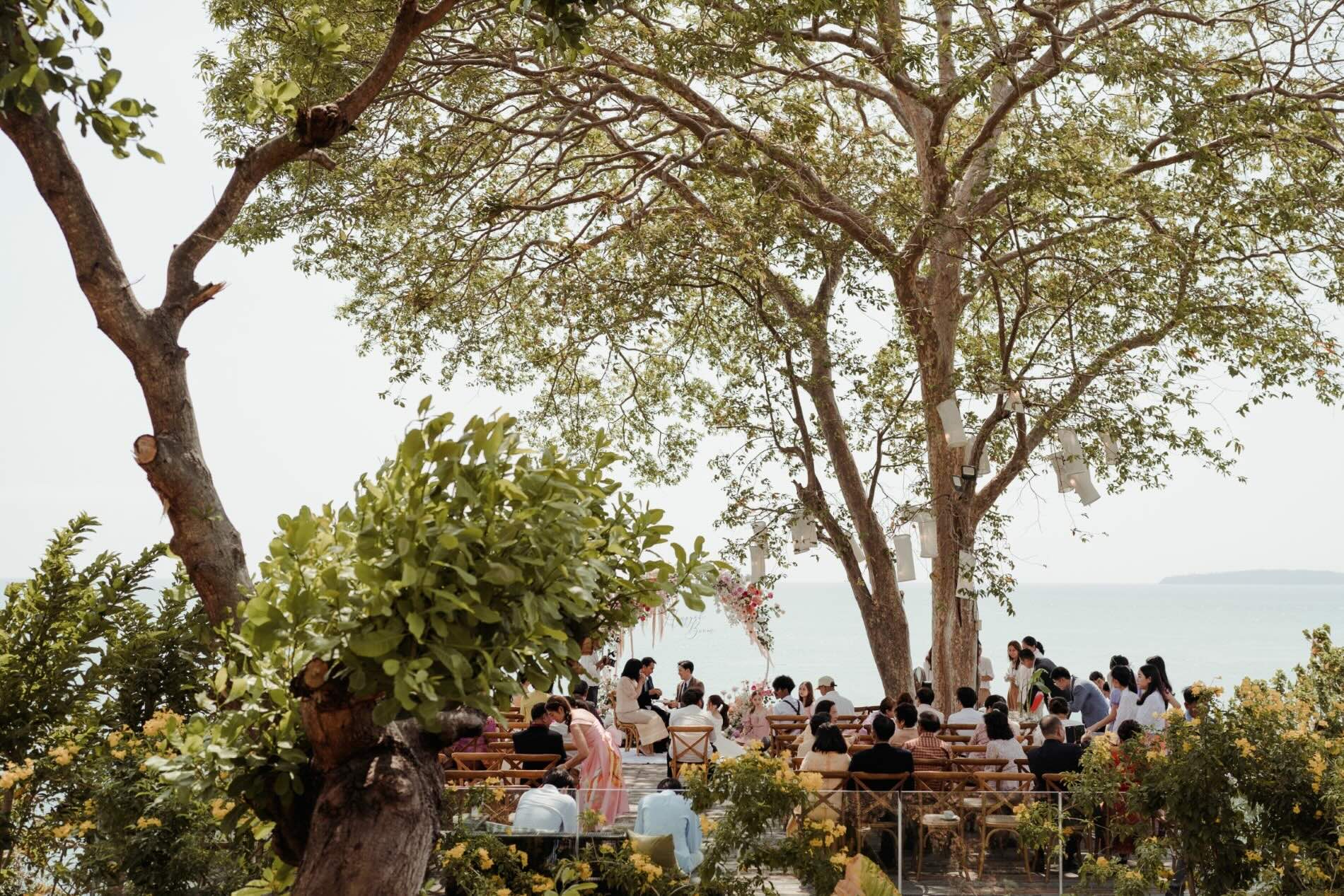 Phuket wedding at Cape Panwa - wedding photography by Vasana Studio | 11_2