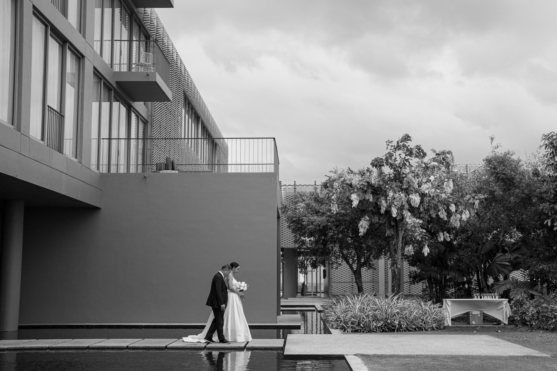 Phuket wedding at Como Point Yamu - wedding photography by Vasana Studio | 41_2