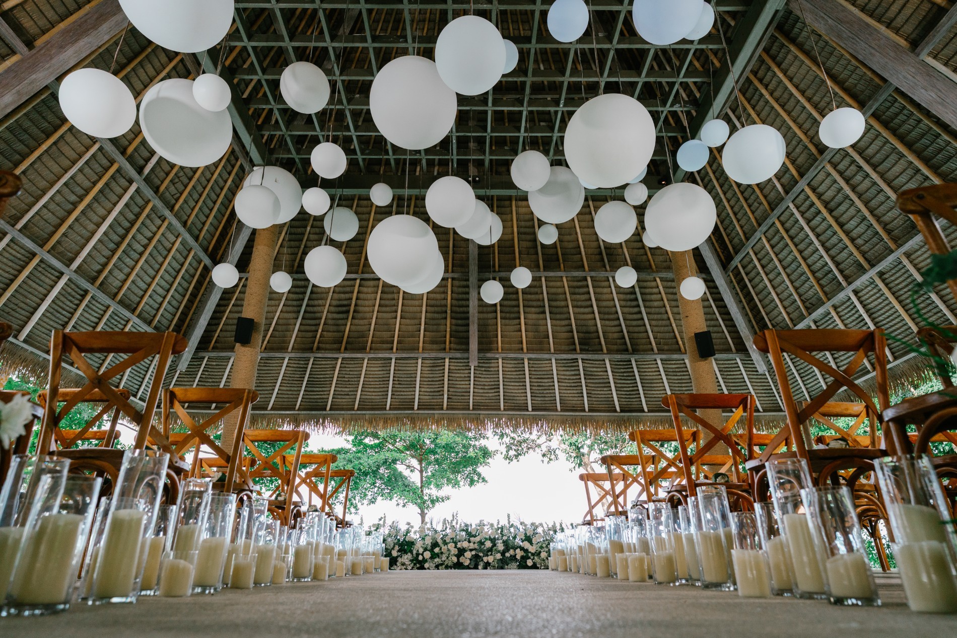 Phuket wedding at Island Escape Burasari - wedding photography by Vasana Studio | 26_1