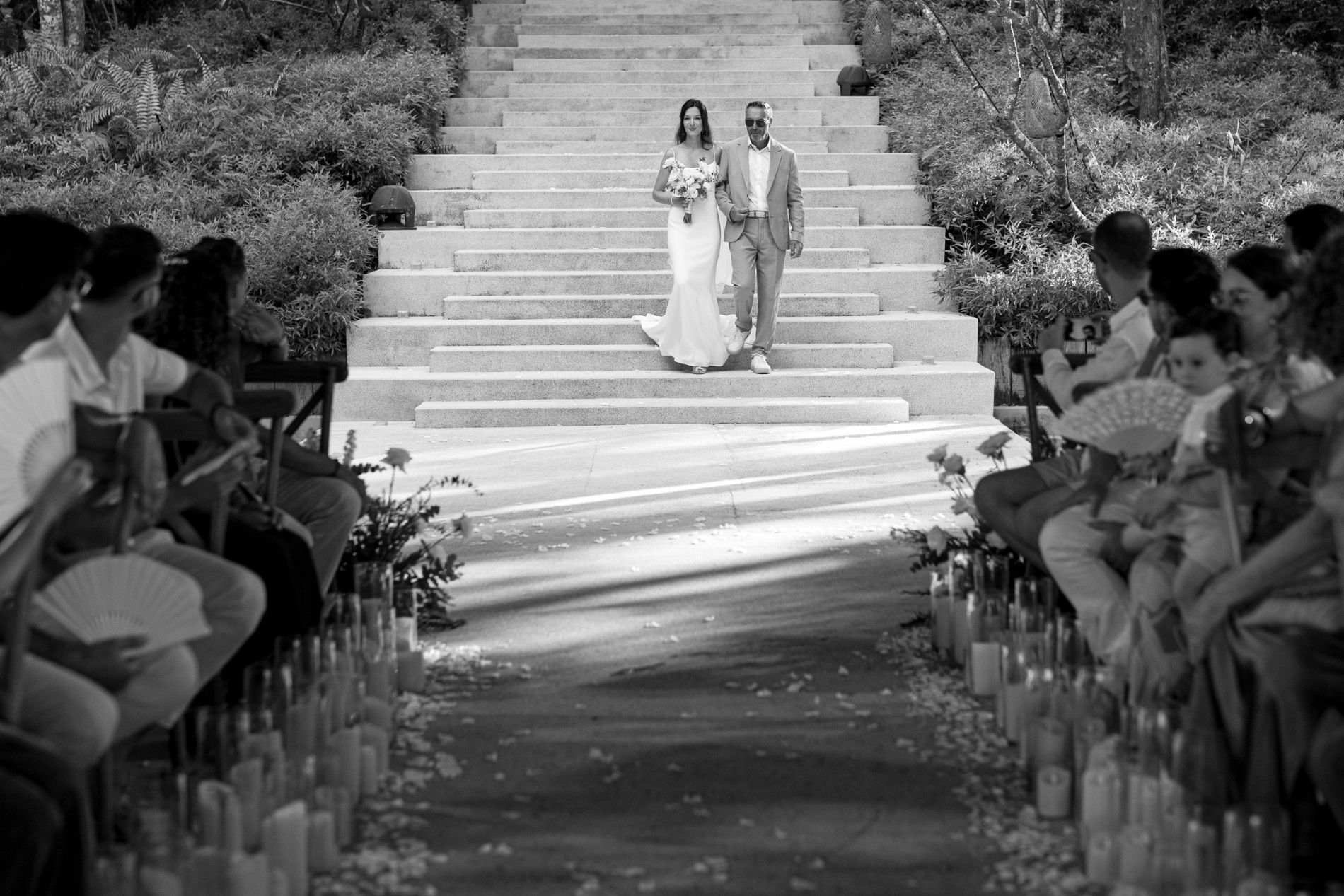 Phuket wedding at Island Escape Burasari - wedding photography by Vasana Studio | 33_2