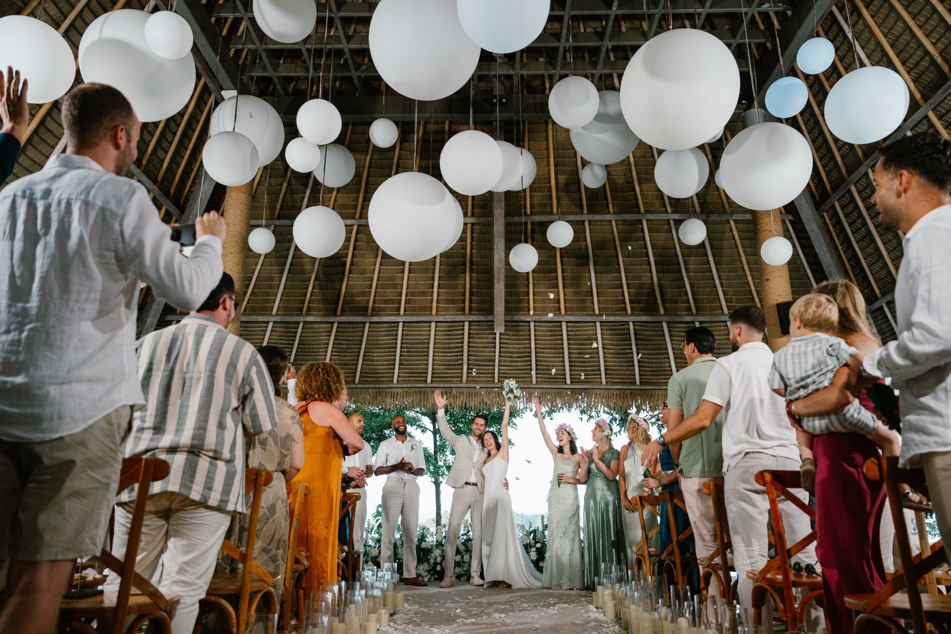 Phuket wedding at Island Escape Burasari - wedding photography by Vasana Studio | 37_2