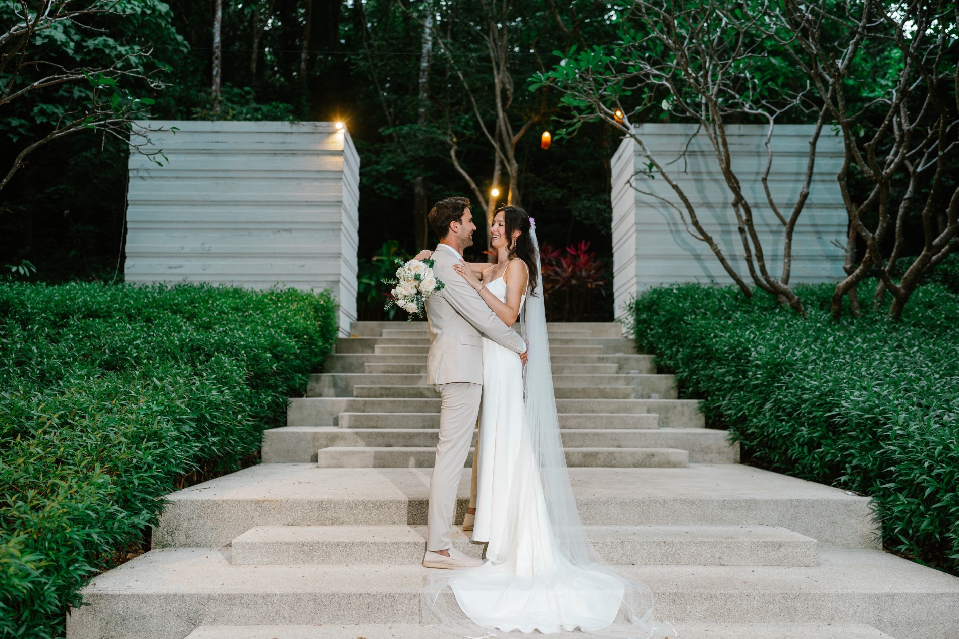 Phuket wedding at Island Escape Burasari - wedding photography by Vasana Studio | 42_2