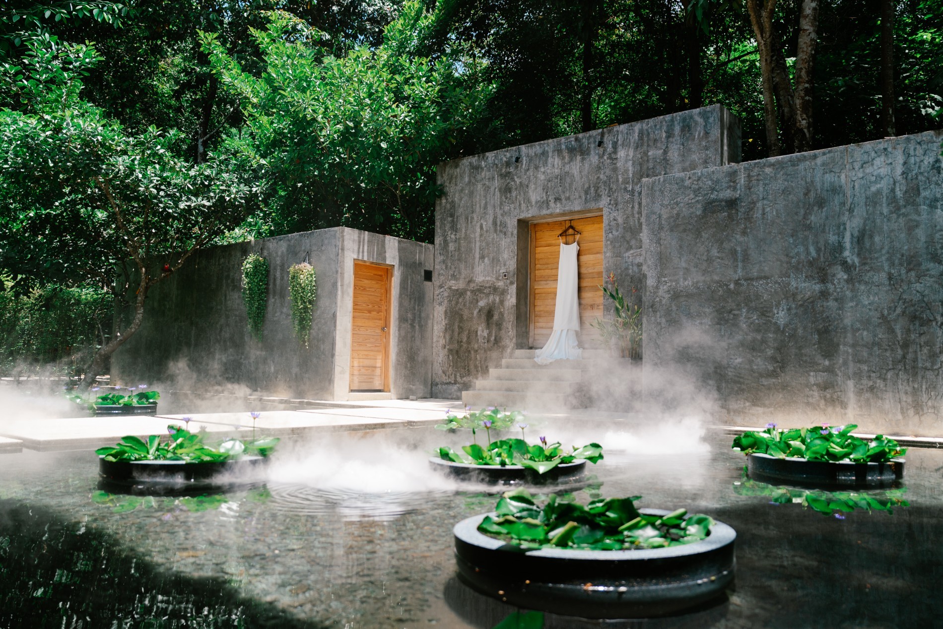 Phuket wedding at Island Escape Burasari - wedding photography by Vasana Studio | 5_2