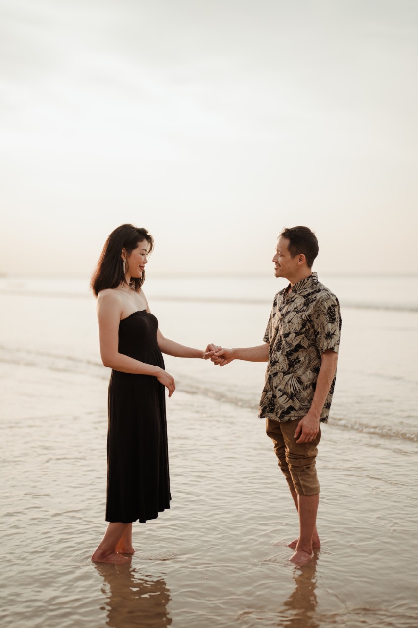 Phuket wedding at Naiyang Beach - wedding photography by Vasana Studio | 12_2
