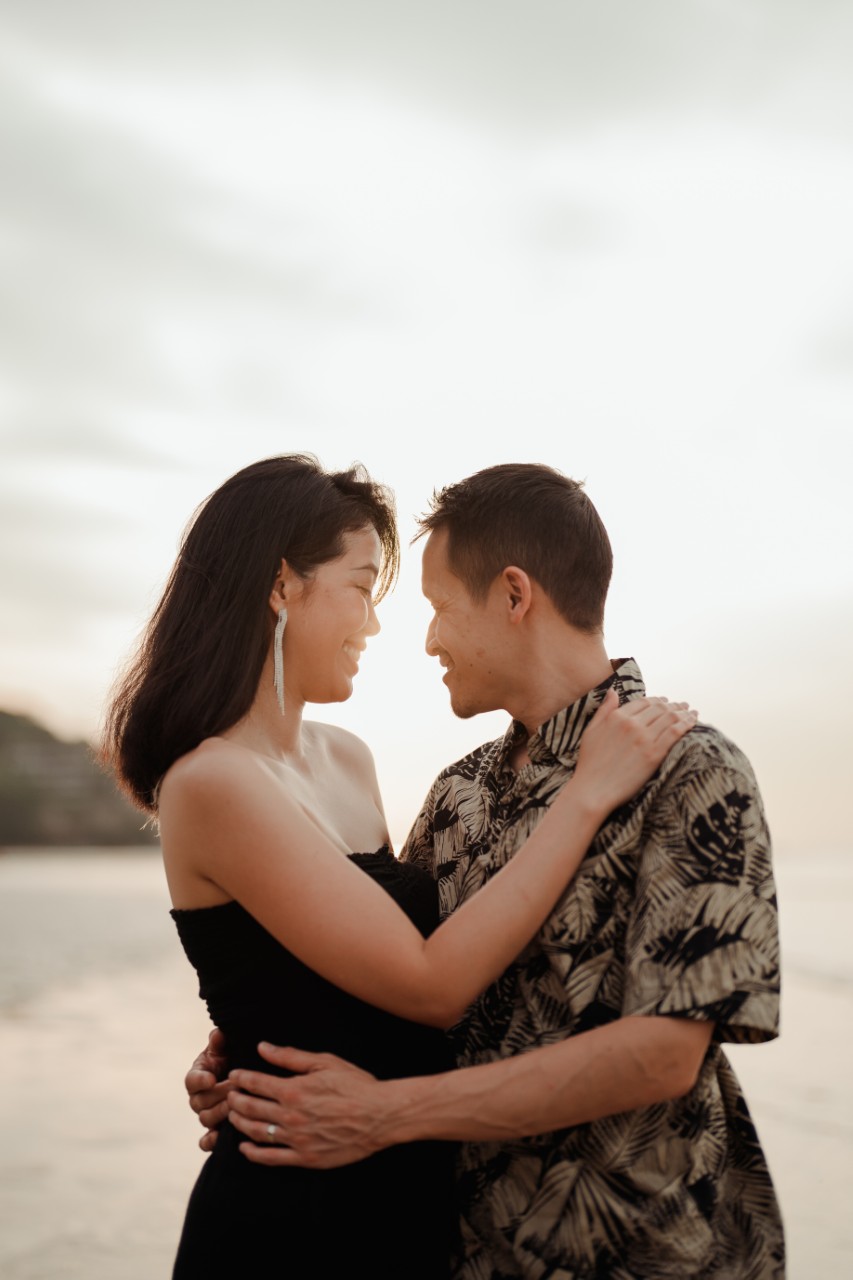 Phuket wedding at Naiyang Beach - wedding photography by Vasana Studio | 13_2