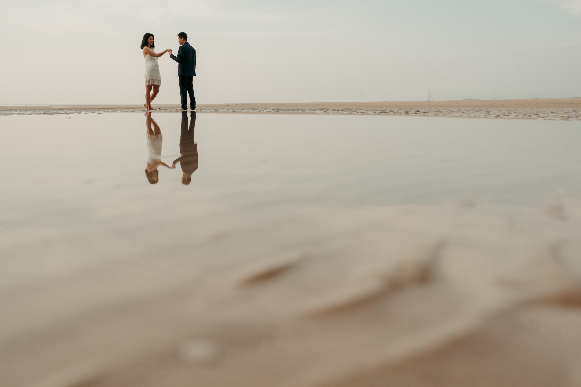 Phuket wedding at Naiyang Beach - wedding photography by Vasana Studio | 3_2