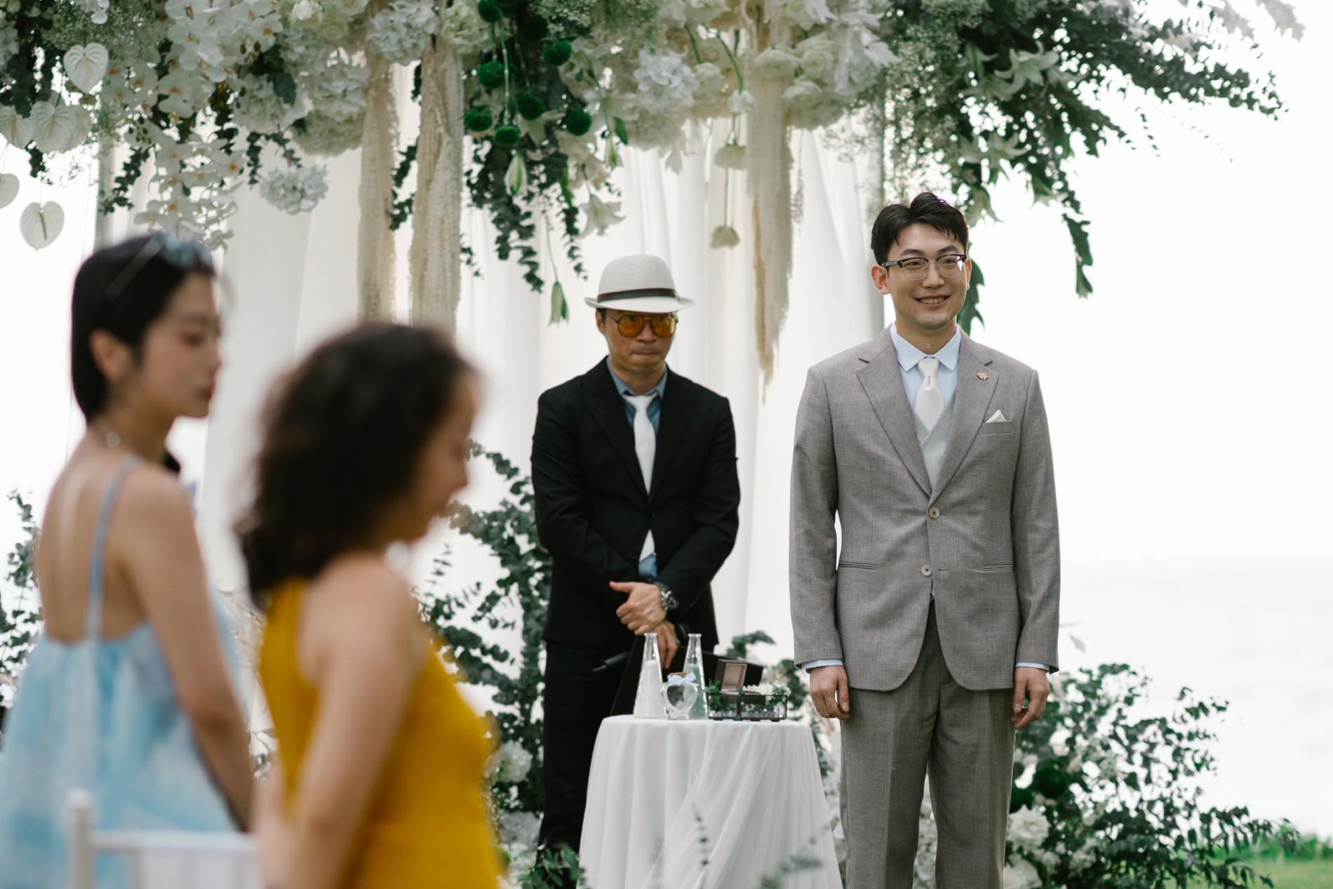 Phuket wedding at Renaissance - wedding photography by Vasana Studio | 29_2