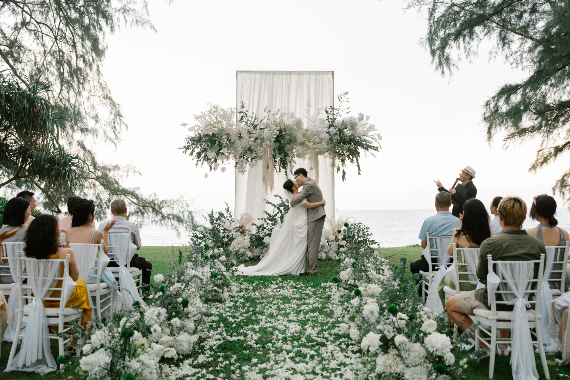 Phuket wedding at Renaissance - wedding photography by Vasana Studio | 53_2