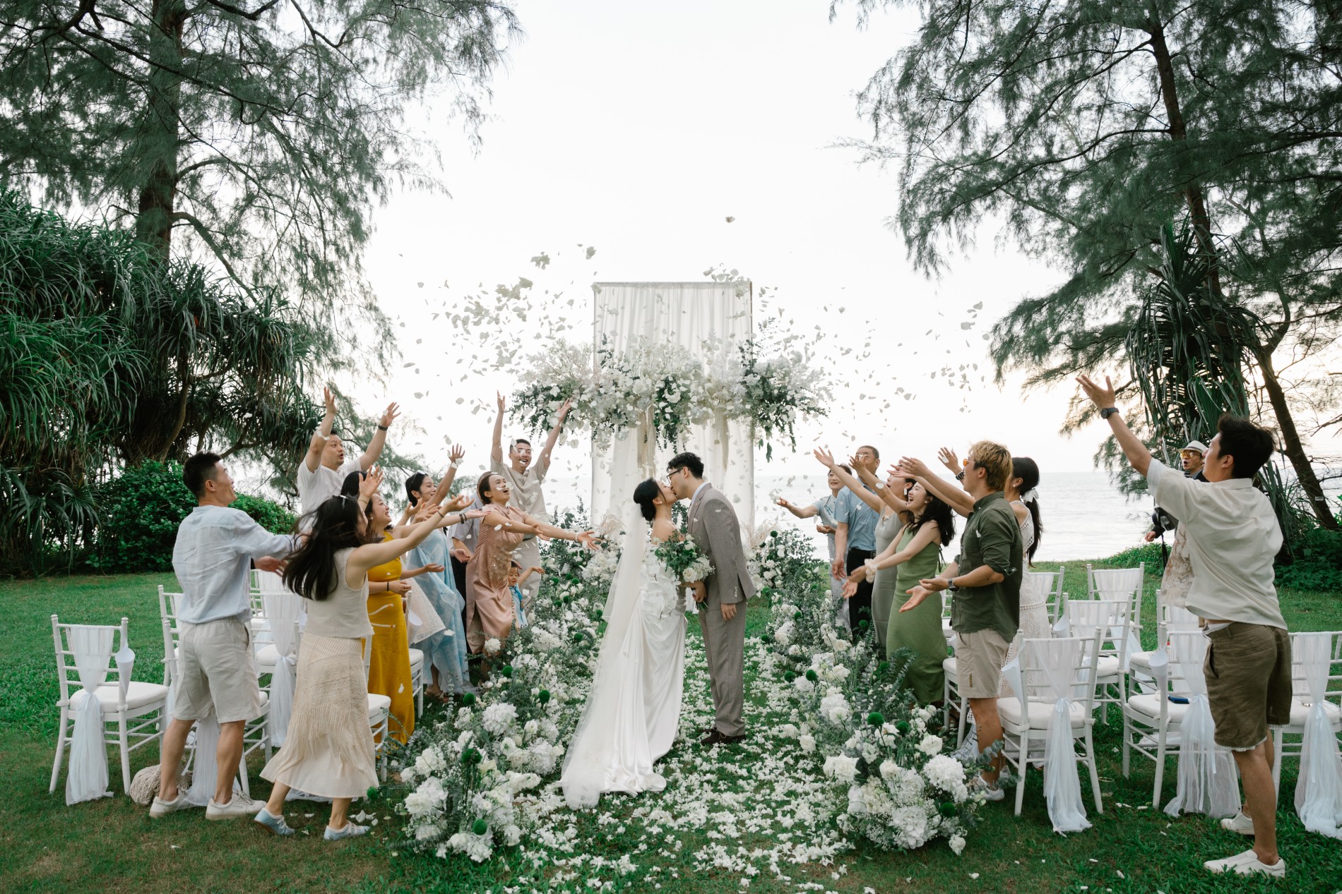 Phuket wedding at Renaissance - wedding photography by Vasana Studio | 55_2