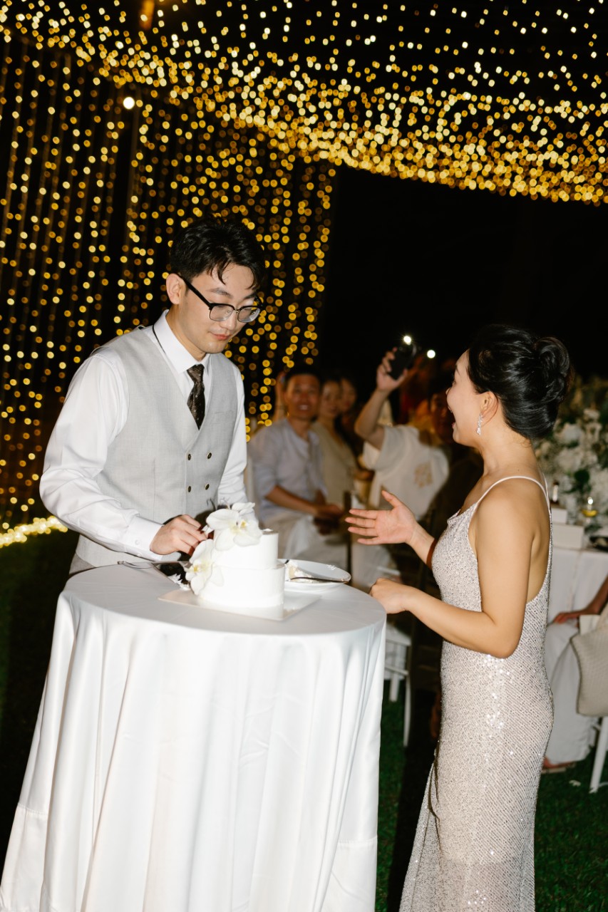 Phuket wedding at Renaissance - wedding photography by Vasana Studio | 83_2