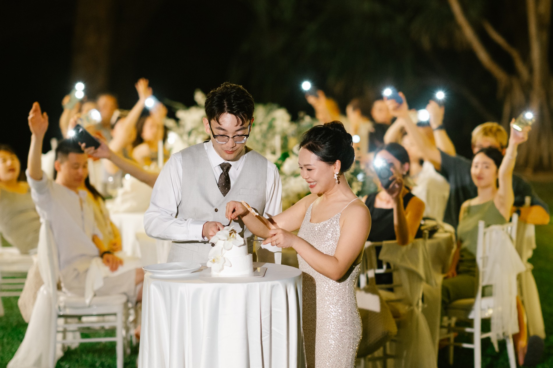 Phuket wedding at Renaissance - wedding photography by Vasana Studio | 84_2