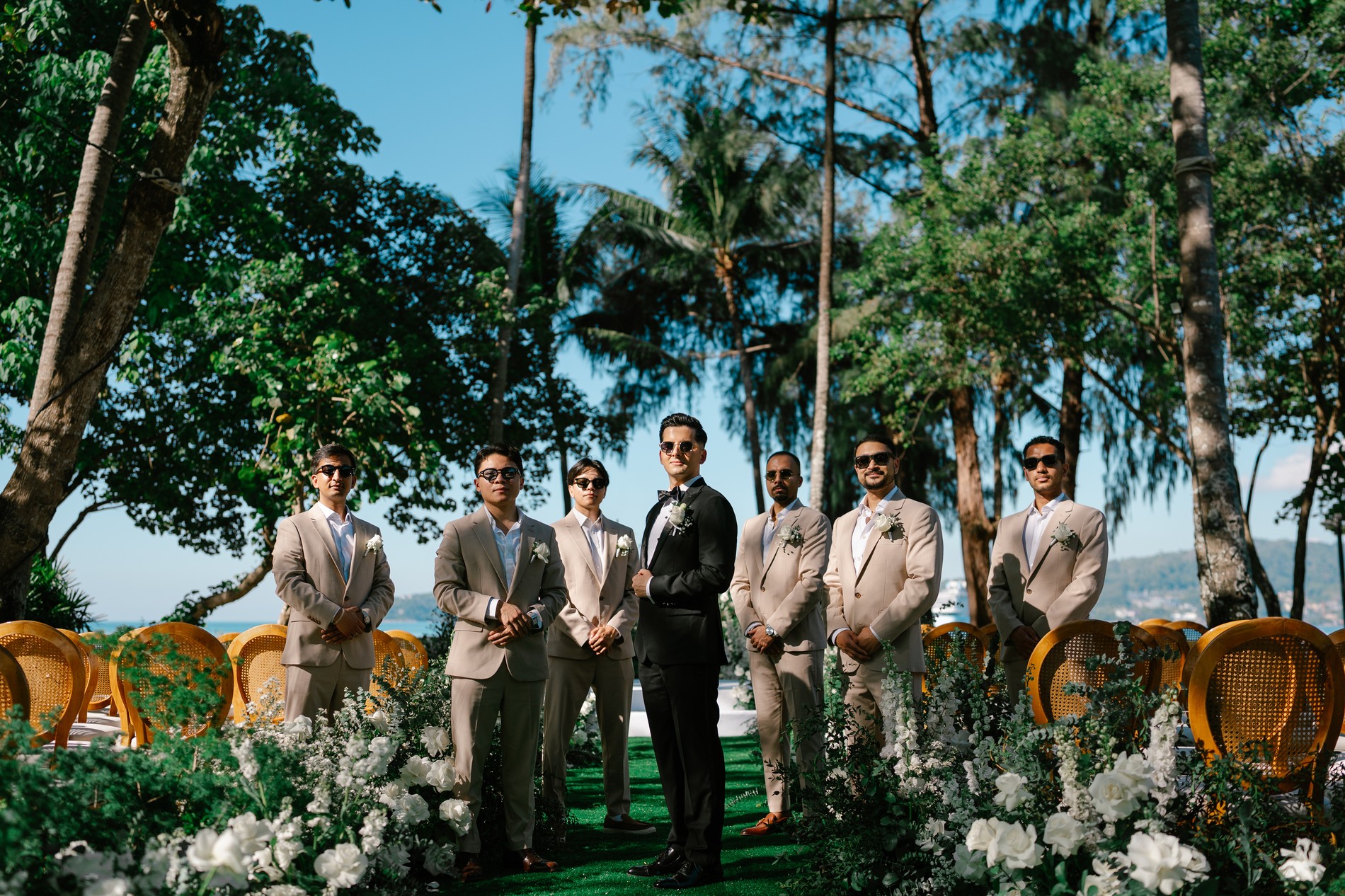 Phuket wedding at Rosewood - wedding photography by Vasana Studio | 31_2