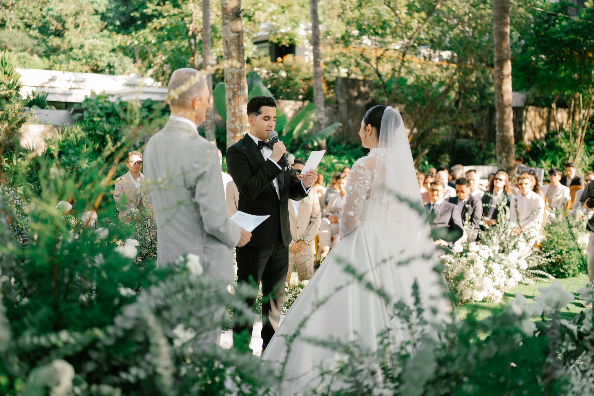 Phuket wedding at Rosewood - wedding photography by Vasana Studio | 48_1