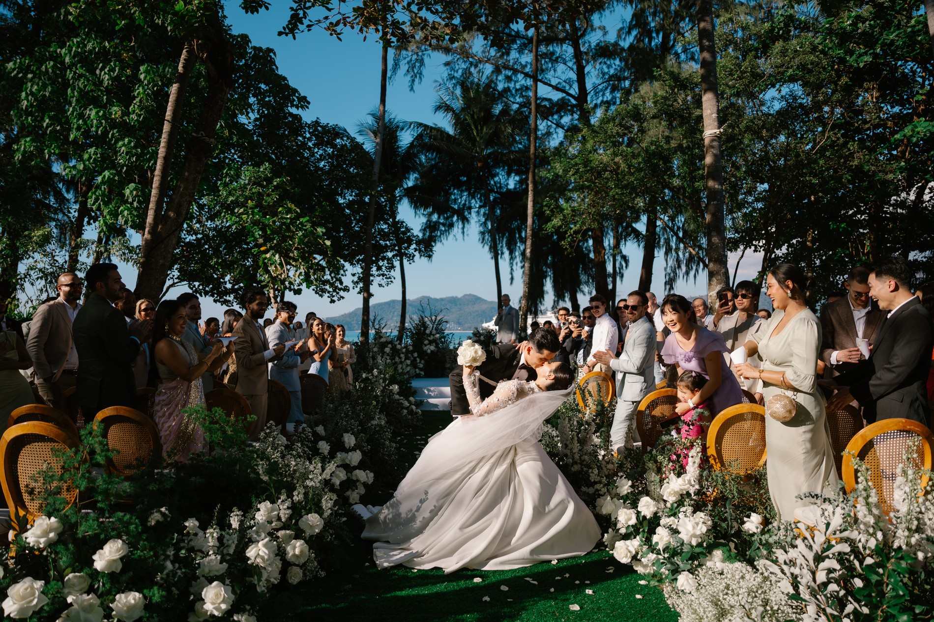 Phuket wedding at Rosewood - wedding photography by Vasana Studio | 57_2