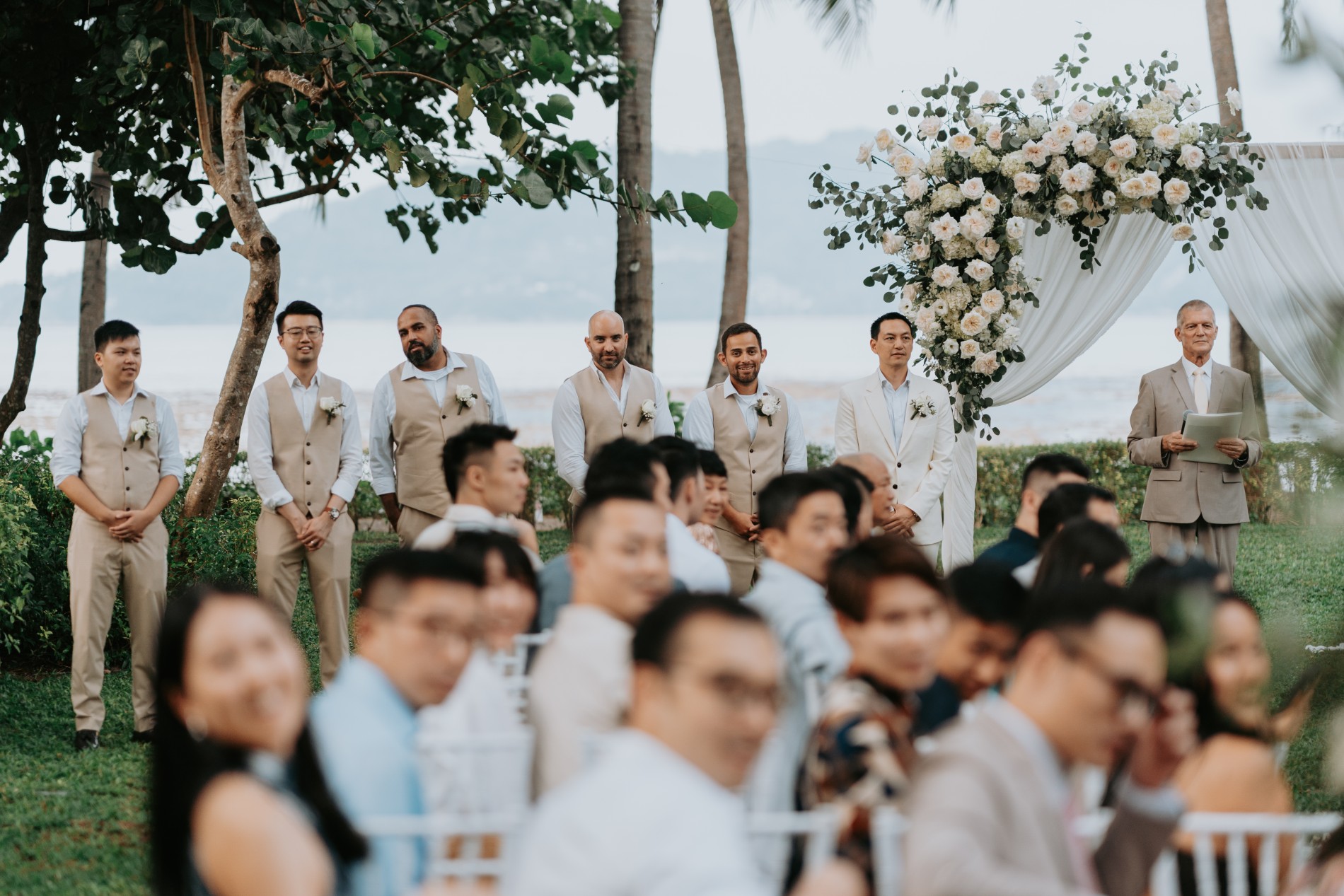 Phuket wedding at Rosewood - wedding photography by Vasana Studio | 61_2