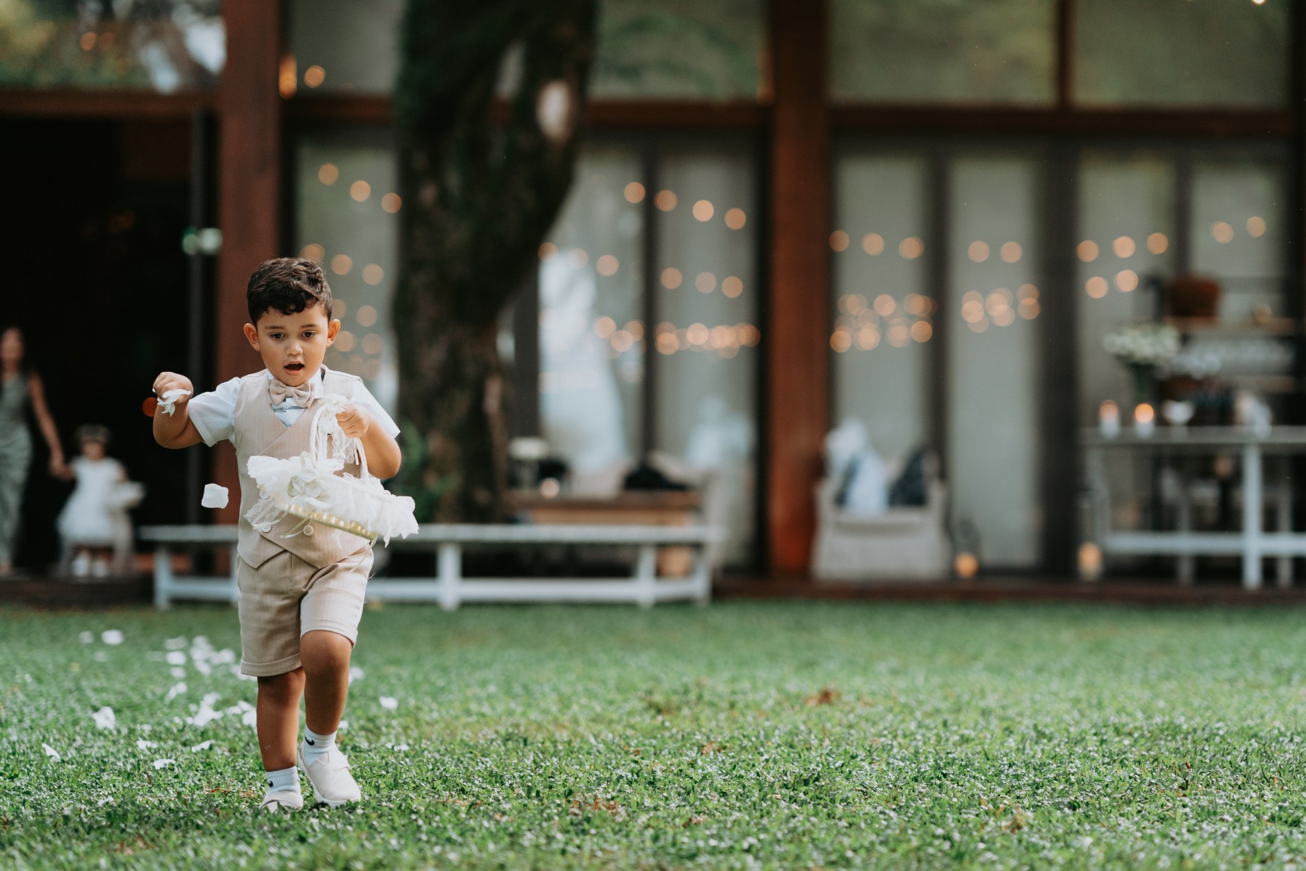 Phuket wedding at Rosewood - wedding photography by Vasana Studio | 65_2