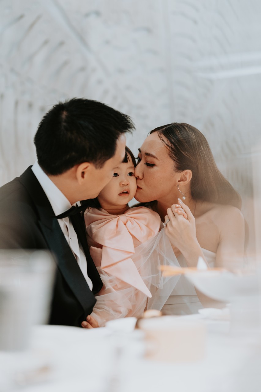Phuket wedding at Rosewood - wedding photography by Vasana Studio | 98_3