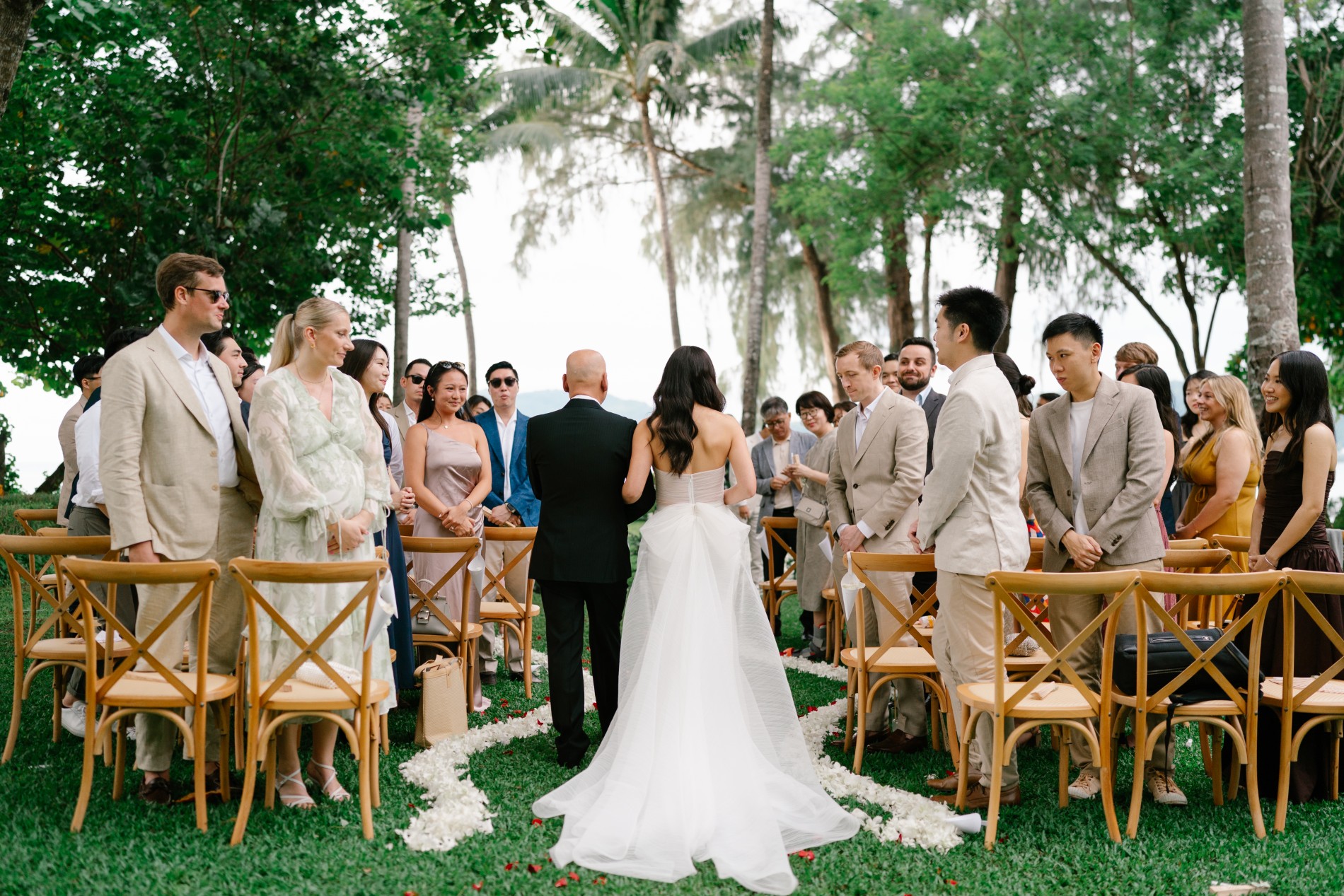 Phuket wedding at Rosewood - wedding photography by Vasana Studio | 32_2