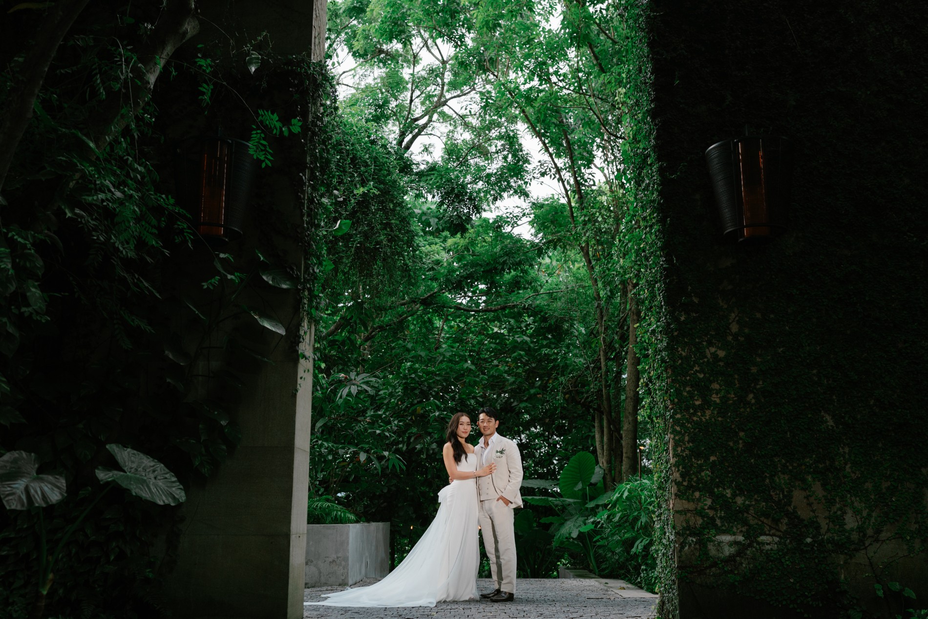 Phuket wedding at Rosewood - wedding photography by Vasana Studio | 40_2