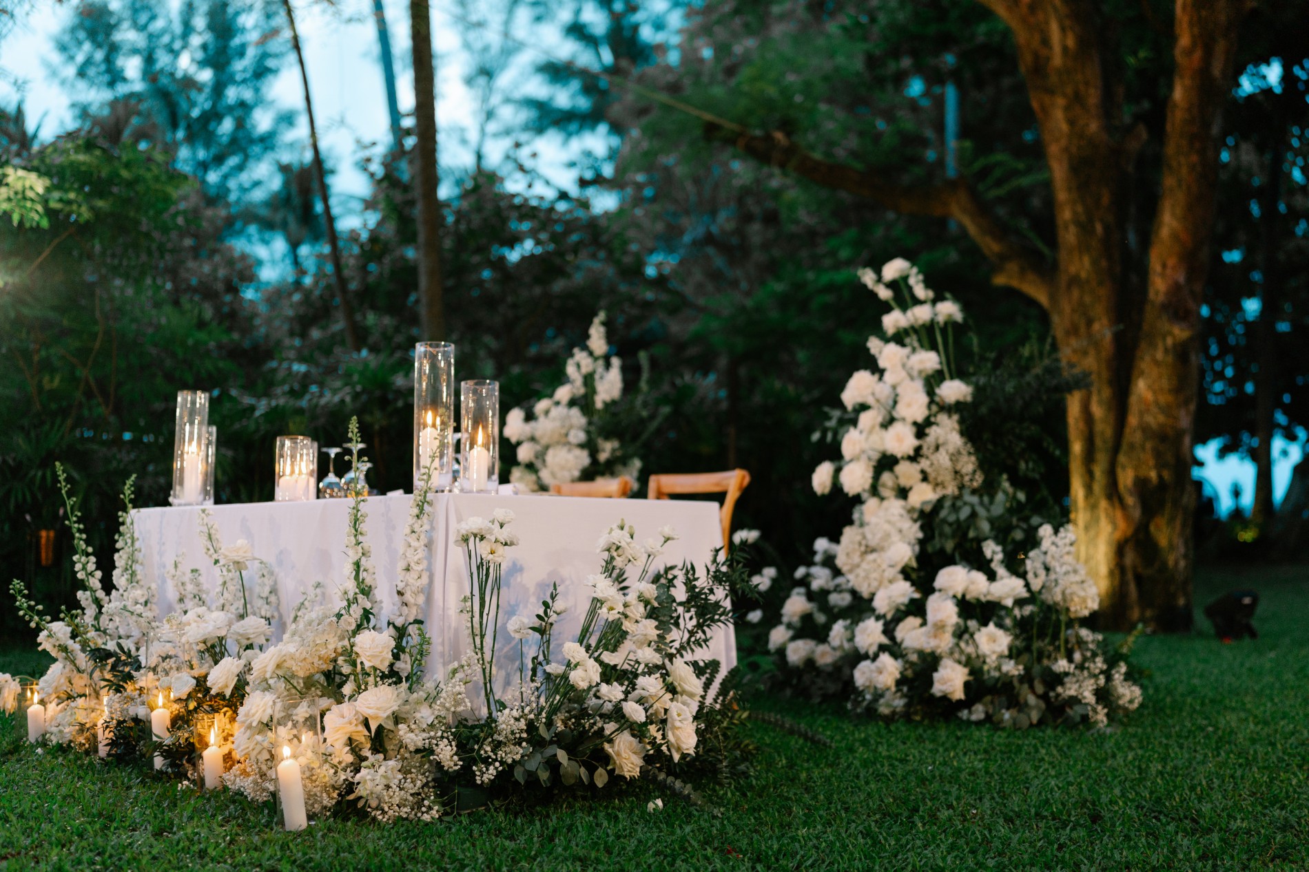 Phuket wedding at Rosewood - wedding photography by Vasana Studio | 43_2