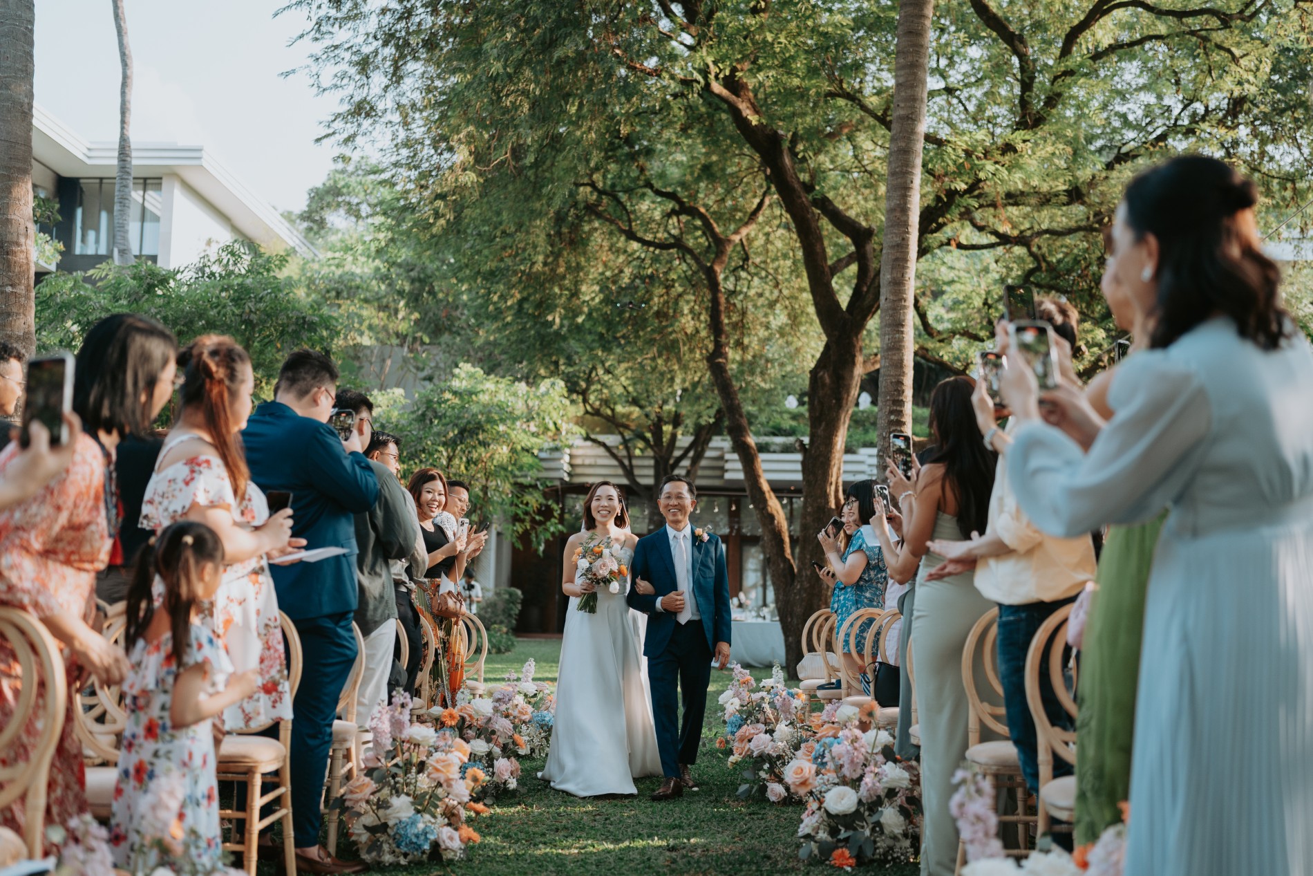 Phuket wedding at Rosewood - wedding photography by Vasana Studio | 27_2