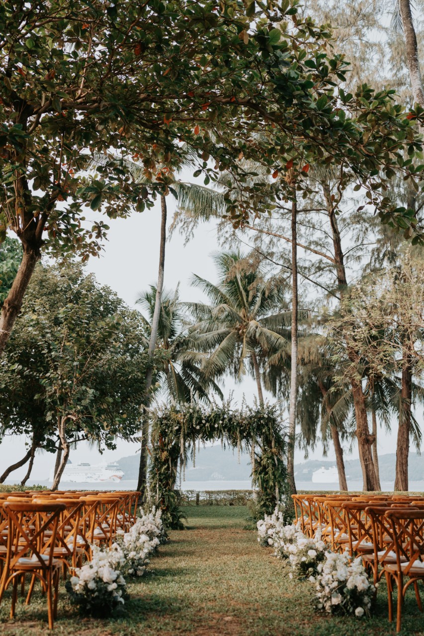 Phuket wedding at Rosewood - wedding photography by Vasana Studio | 12_2