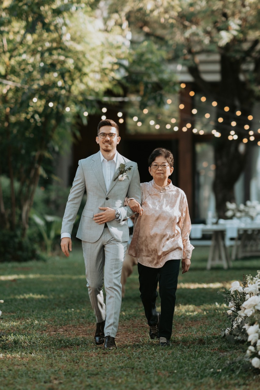 Phuket wedding at Rosewood - wedding photography by Vasana Studio | 24_2