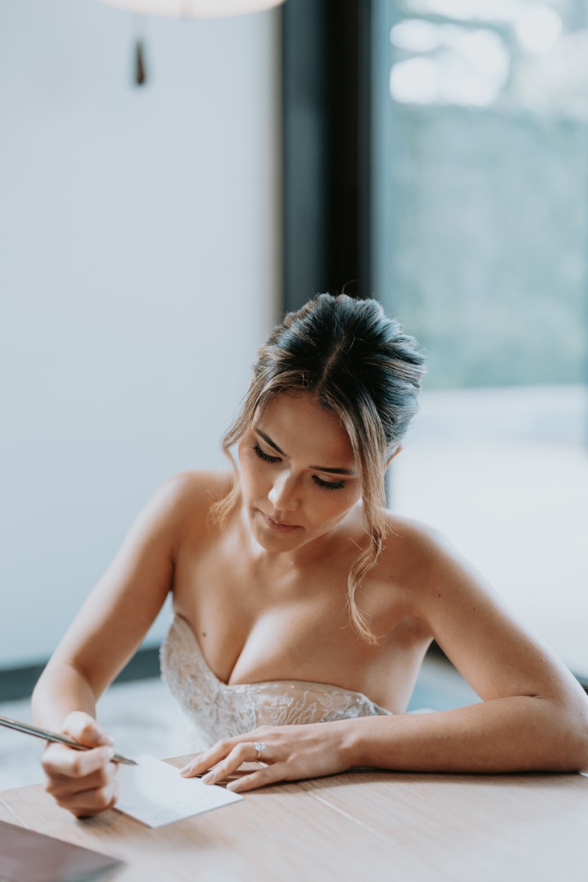 Phuket wedding at Rosewood - wedding photography by Vasana Studio | 9_2