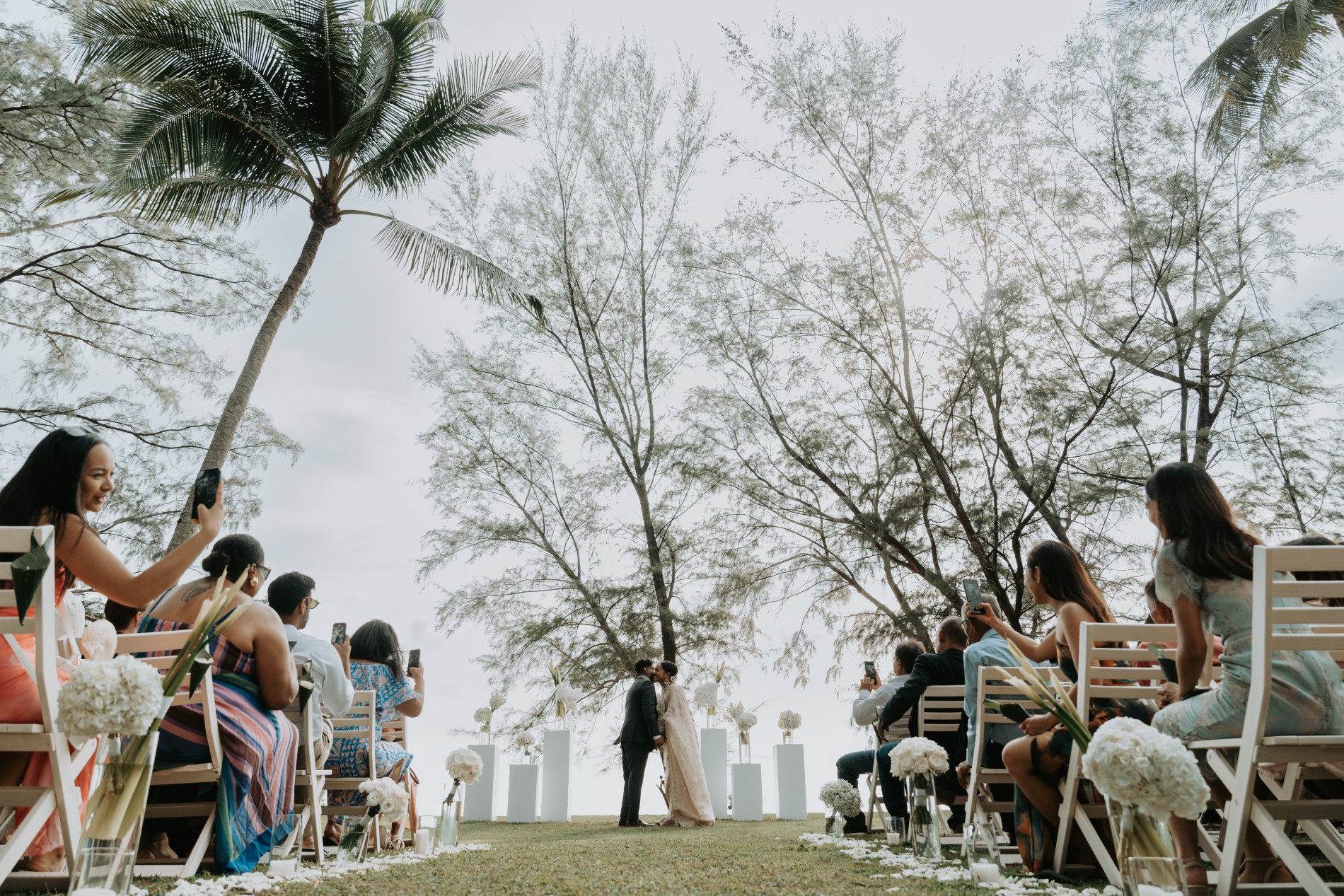 Phuket wedding at Sala - wedding photography by Vasana Studio | 31_2