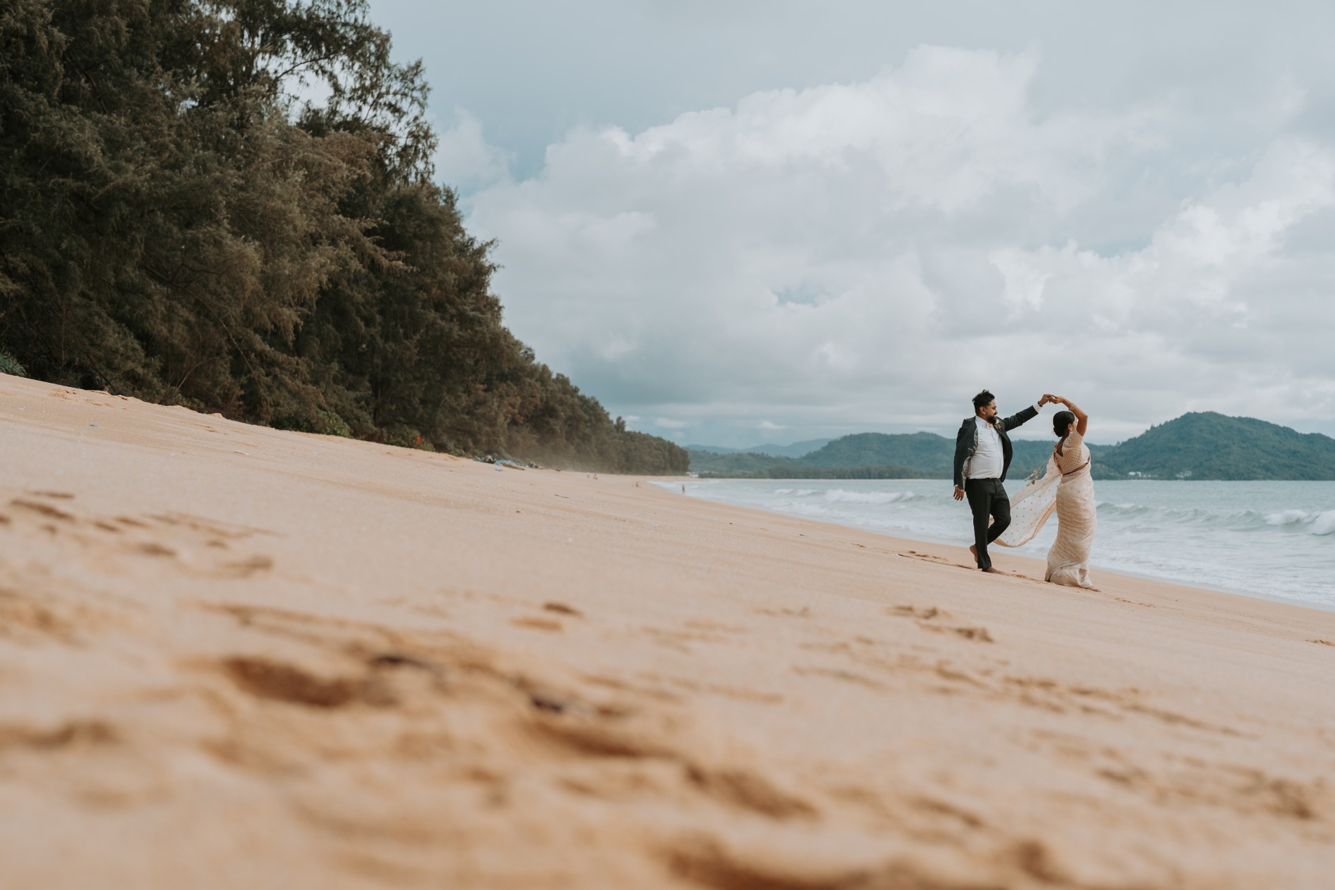 Phuket wedding at Sala - wedding photography by Vasana Studio | 37_2