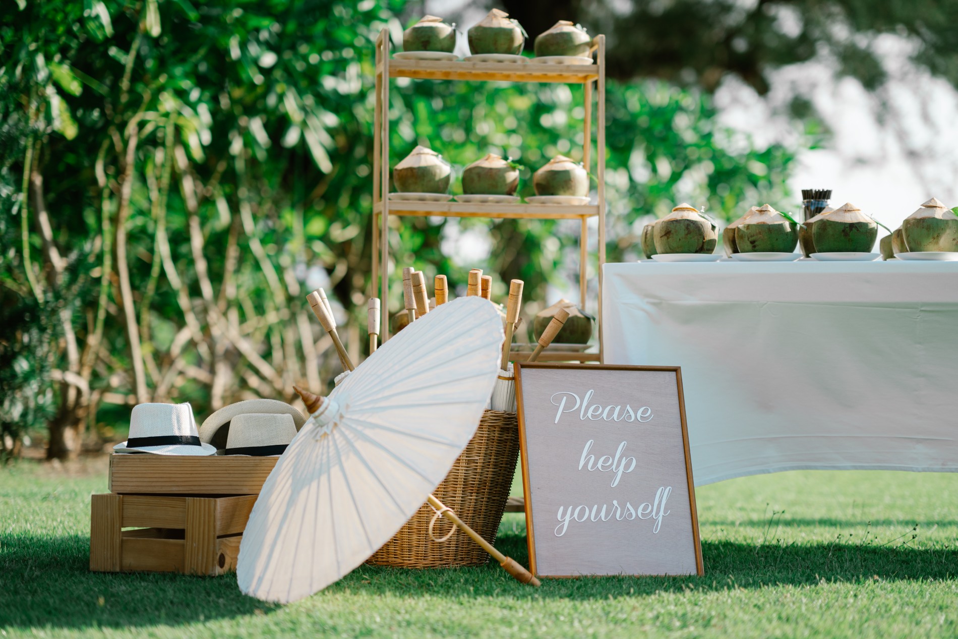 Phuket wedding at The Naka - wedding photography by Vasana Studio | 36_2