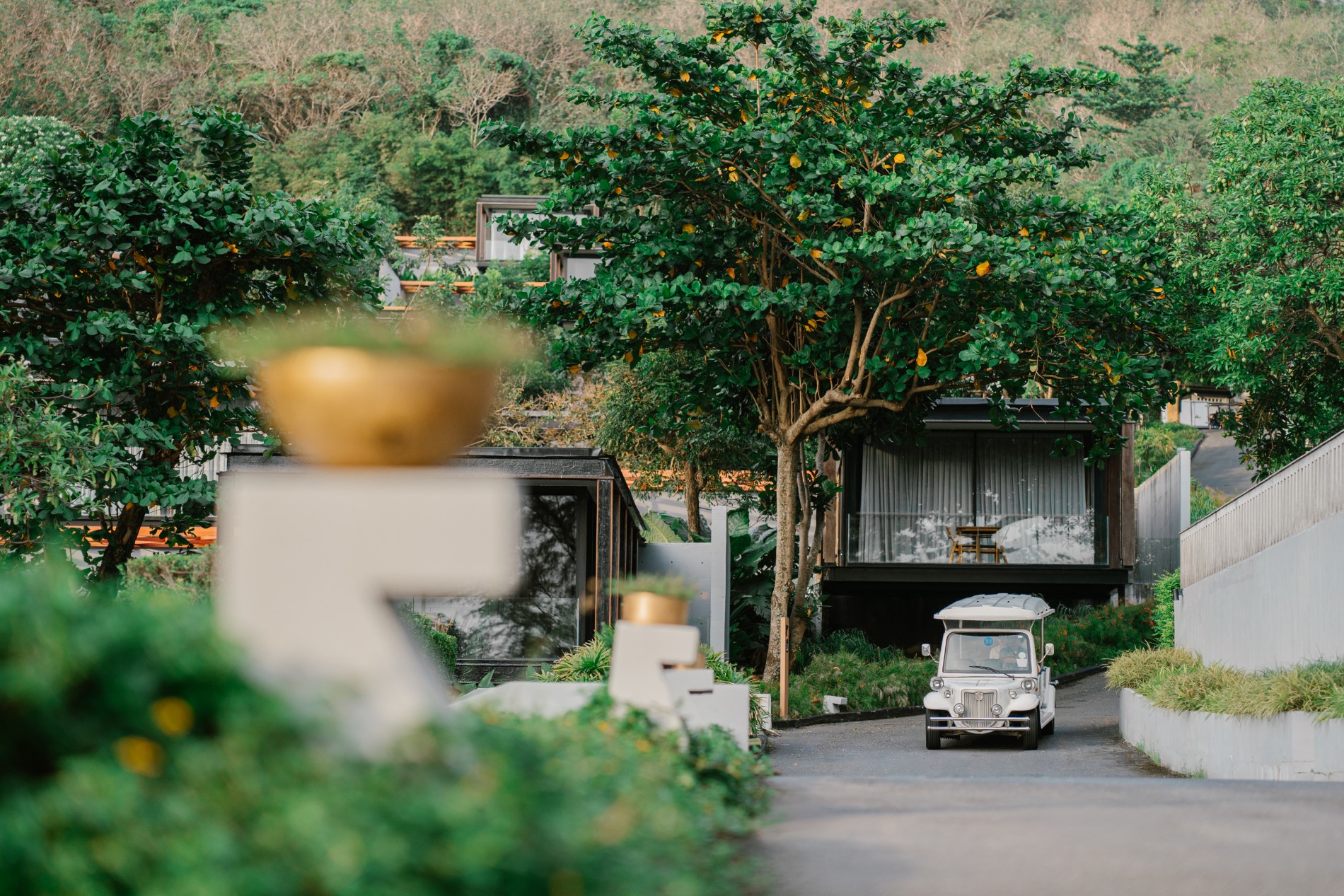 Phuket wedding at The Naka - wedding photography by Vasana Studio | 39_2