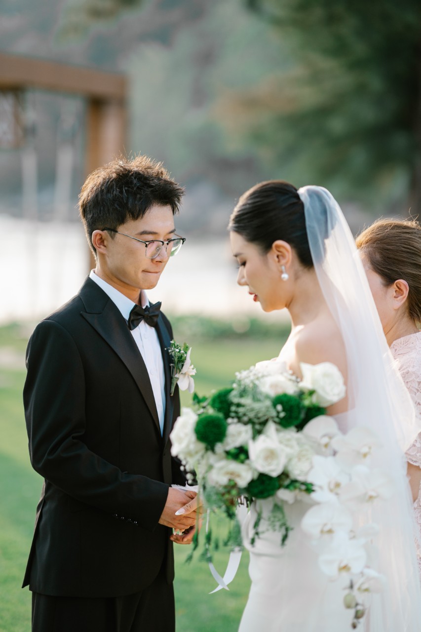 Phuket wedding at The Naka - wedding photography by Vasana Studio | 49_2