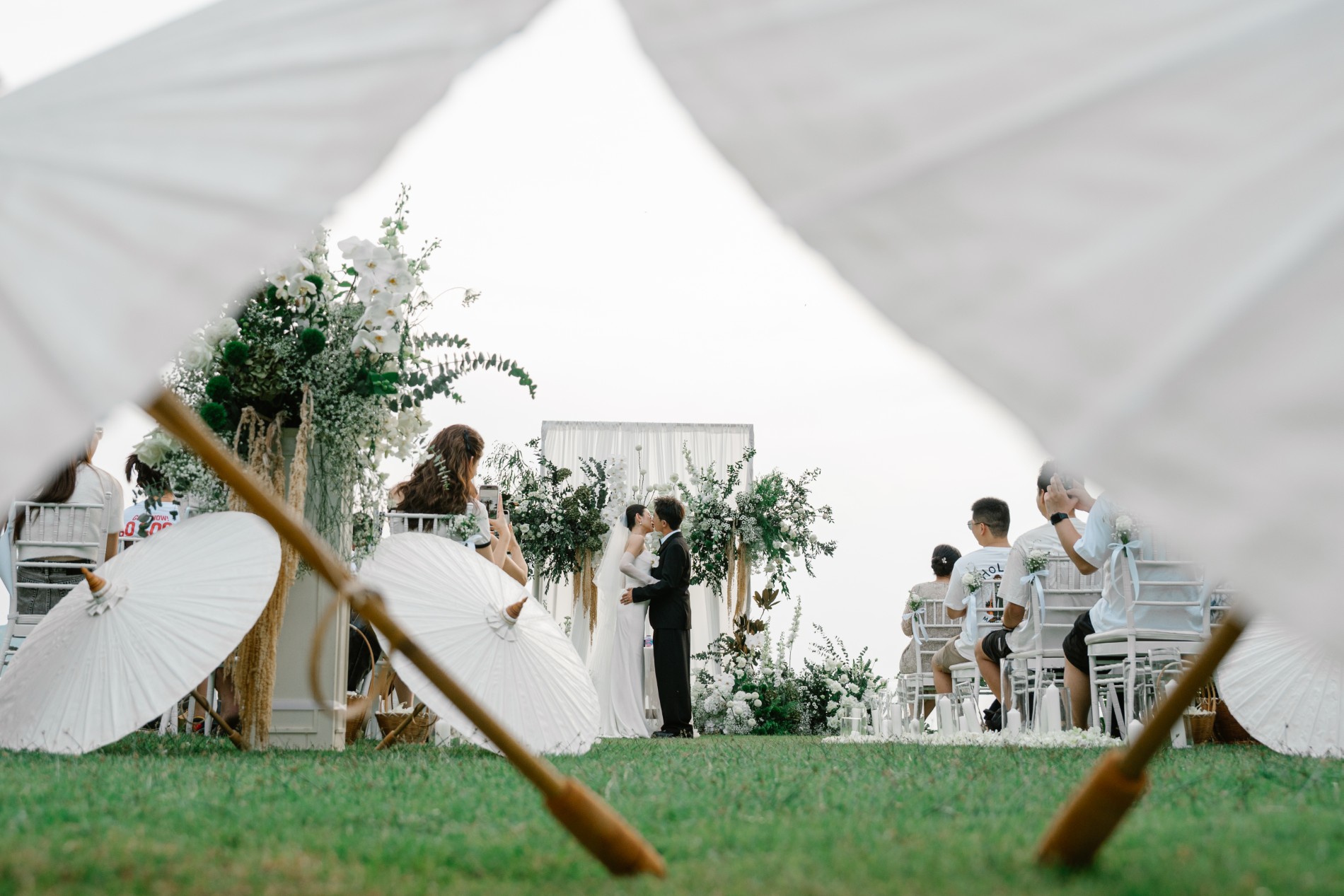 Phuket wedding at The Naka - wedding photography by Vasana Studio | 57_2