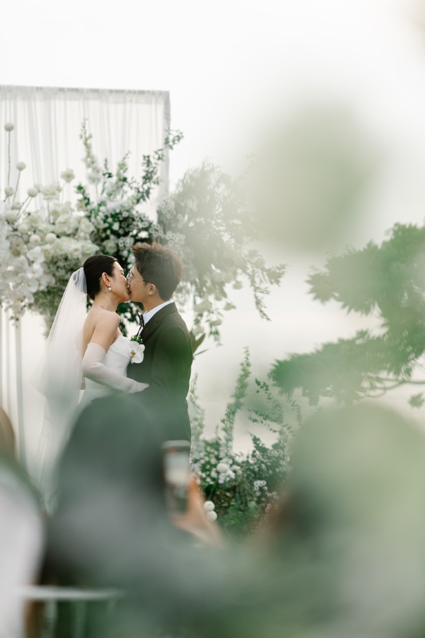Phuket wedding at The Naka - wedding photography by Vasana Studio | 60_2