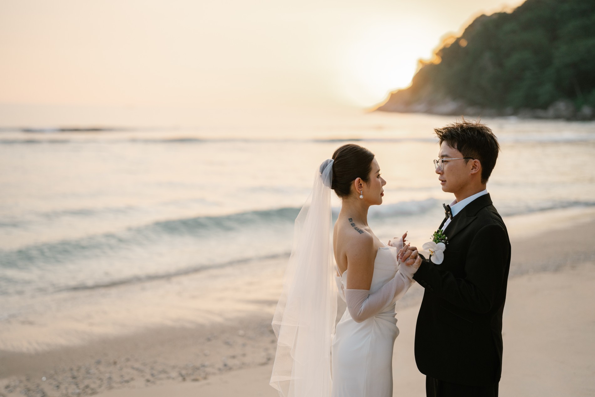 Phuket wedding at The Naka - wedding photography by Vasana Studio | 73_2