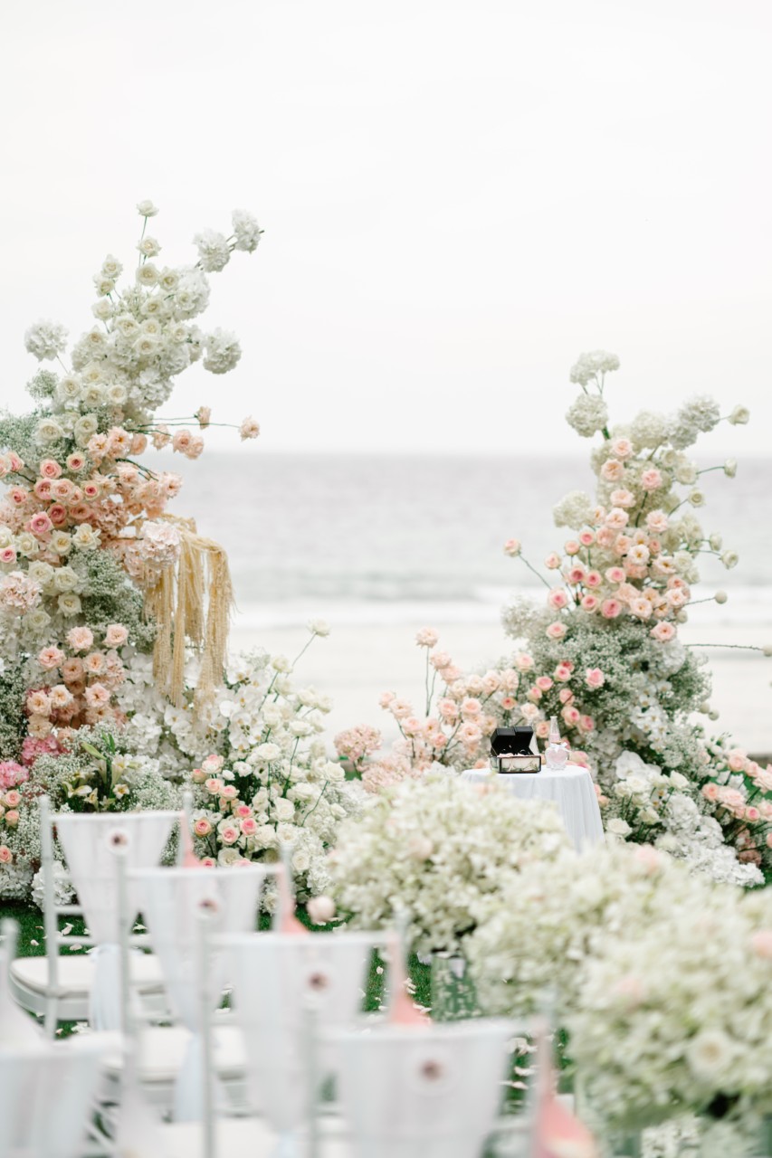 Phuket wedding at The Naka - wedding photography by Vasana Studio | 32_2