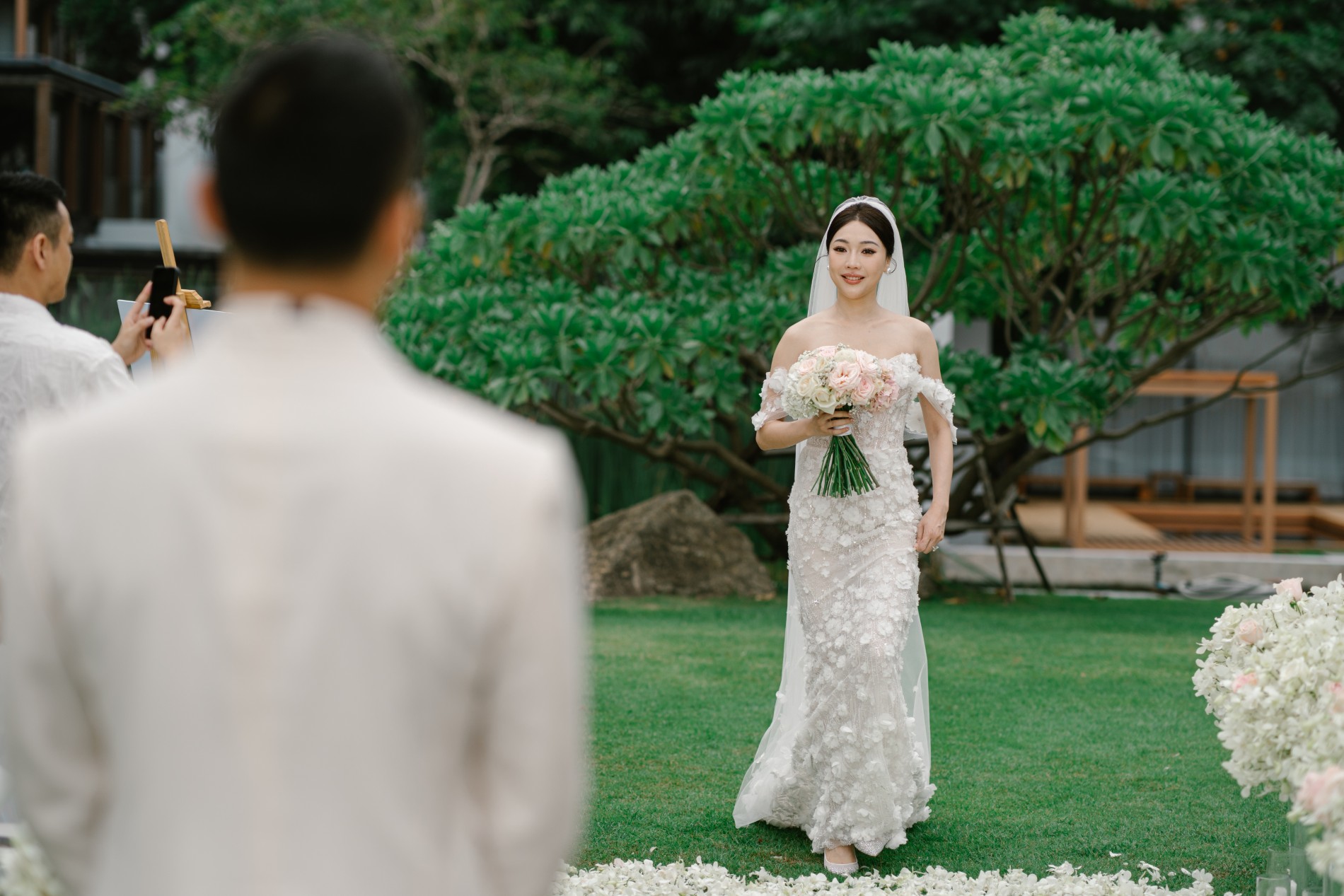 Phuket wedding at The Naka - wedding photography by Vasana Studio | 40_2