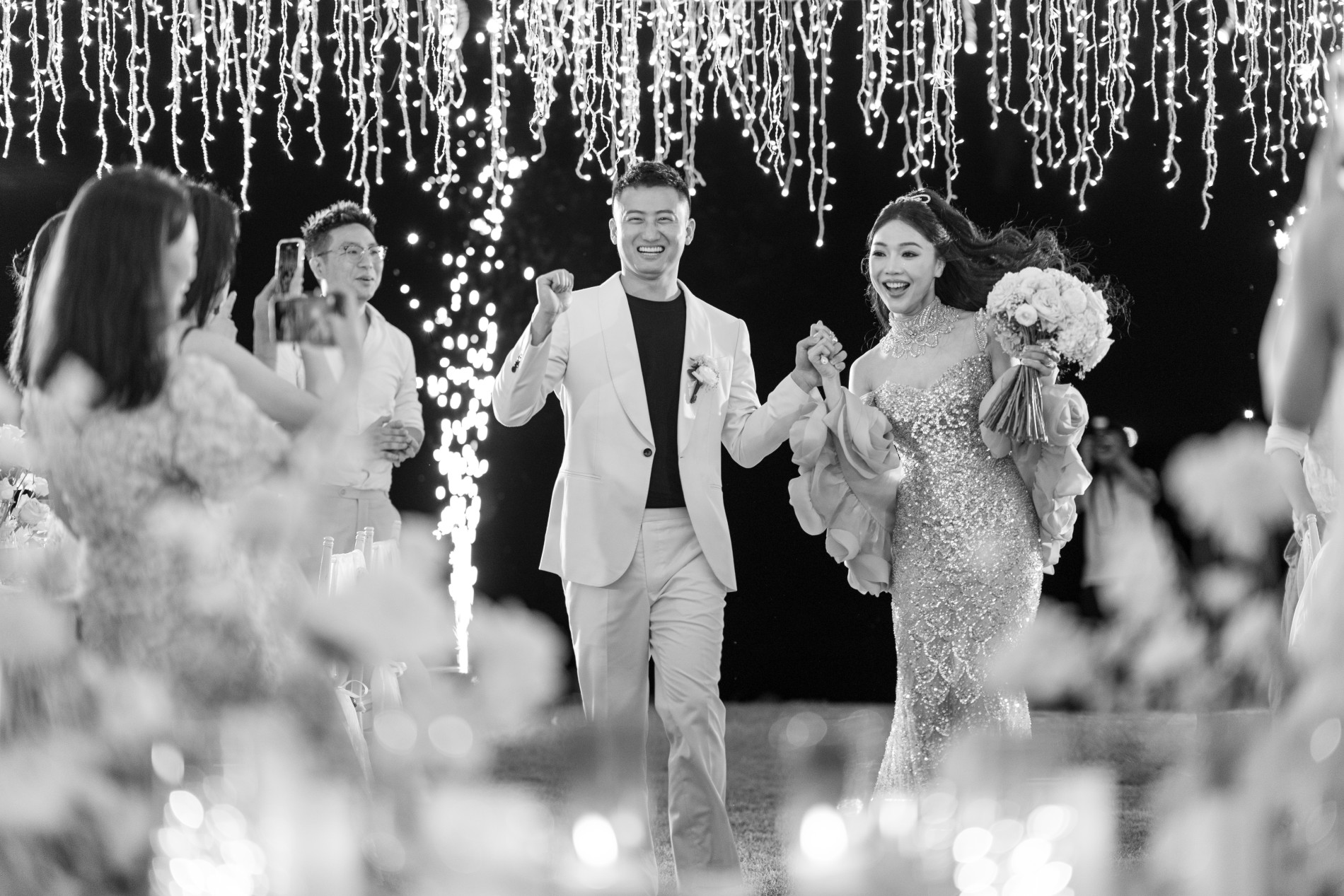 Phuket wedding at The Naka - wedding photography by Vasana Studio | 66_2