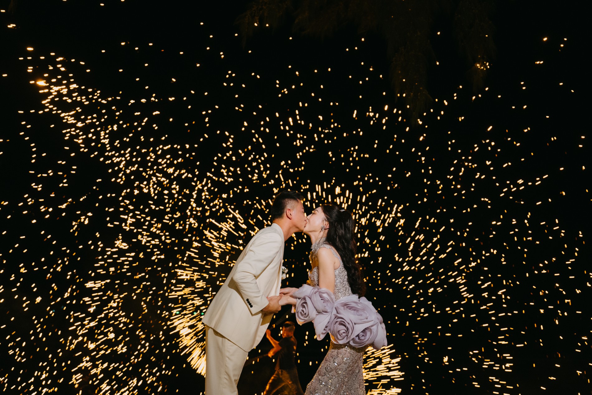 Phuket wedding at The Naka - wedding photography by Vasana Studio | 73_2