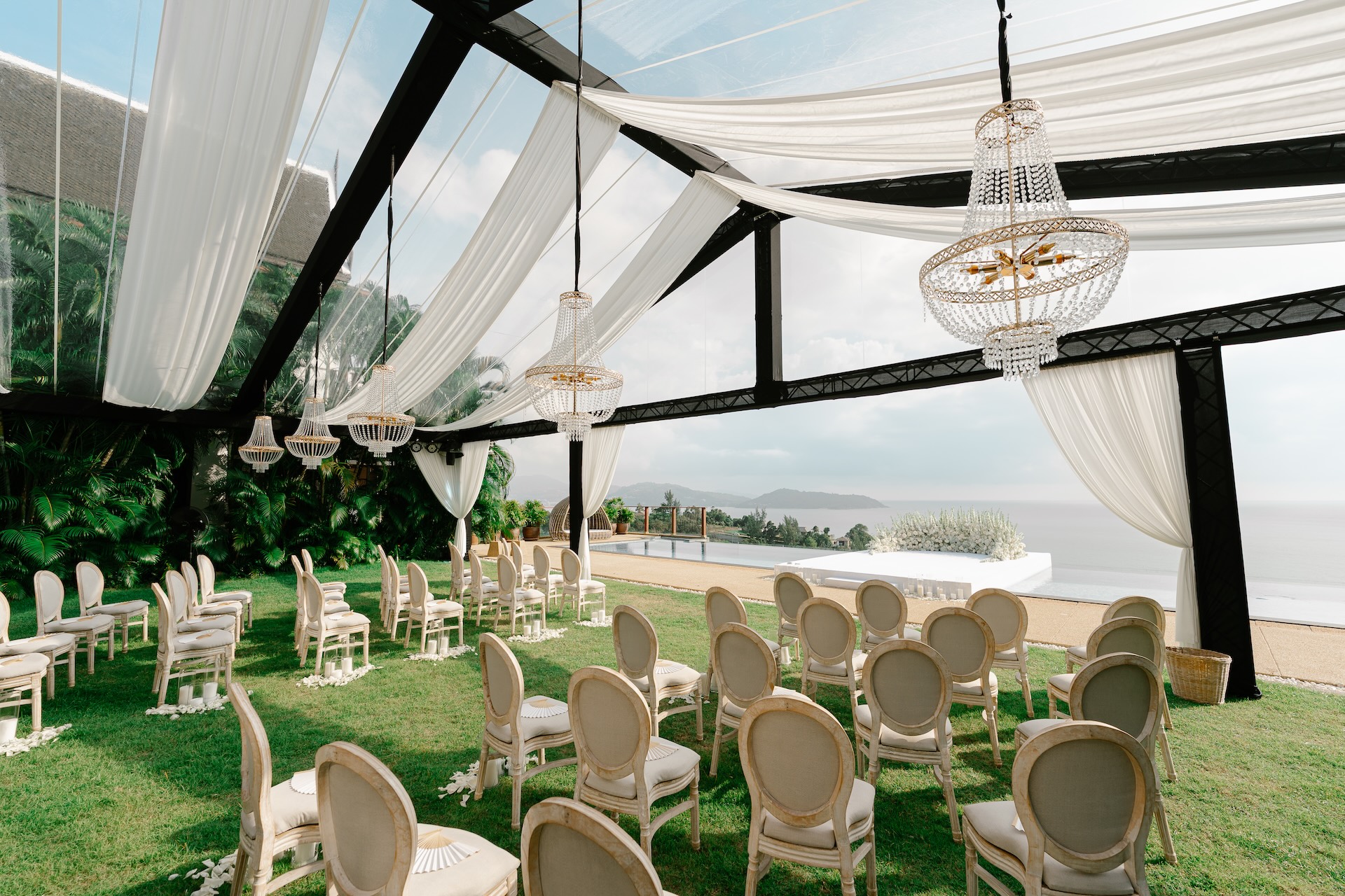 Phuket wedding at Villa Aye, Kamala - wedding photography by Vasana Studio | 18_2