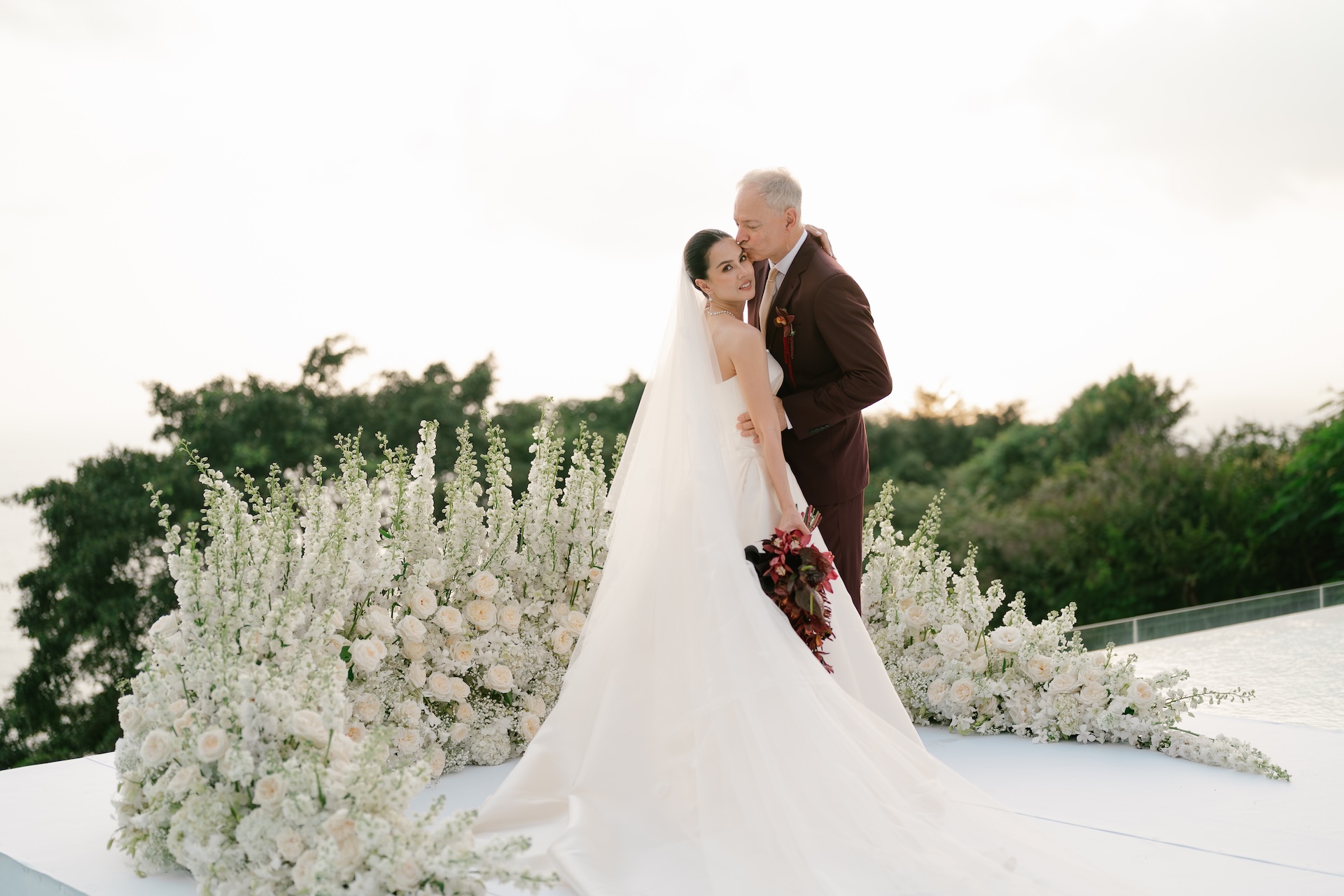 Phuket wedding at Villa Aye, Kamala - wedding photography by Vasana Studio | 46_2