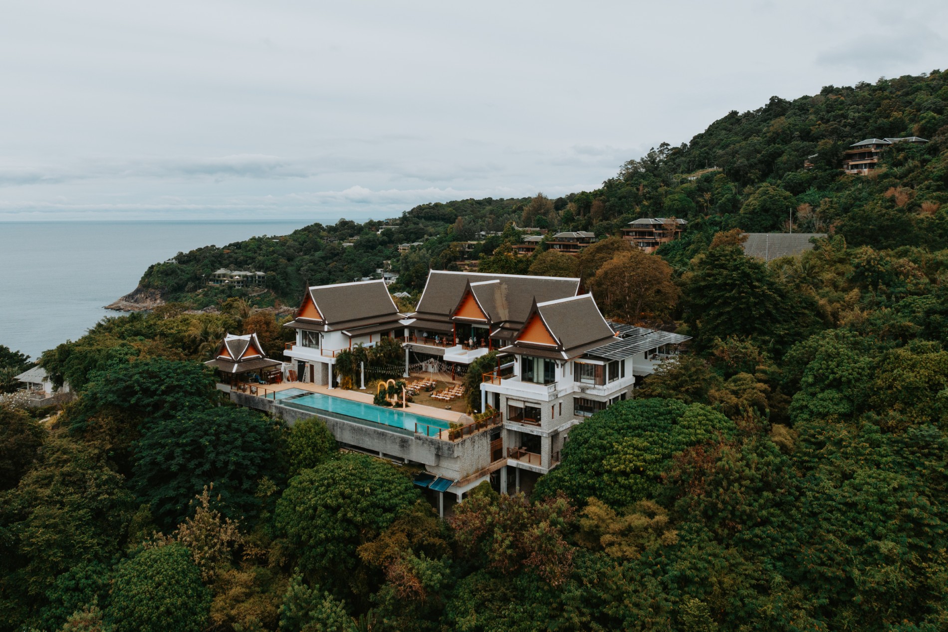 Phuket wedding at Villa Aye, Kamala - wedding photography by Vasana Studio | 27_2