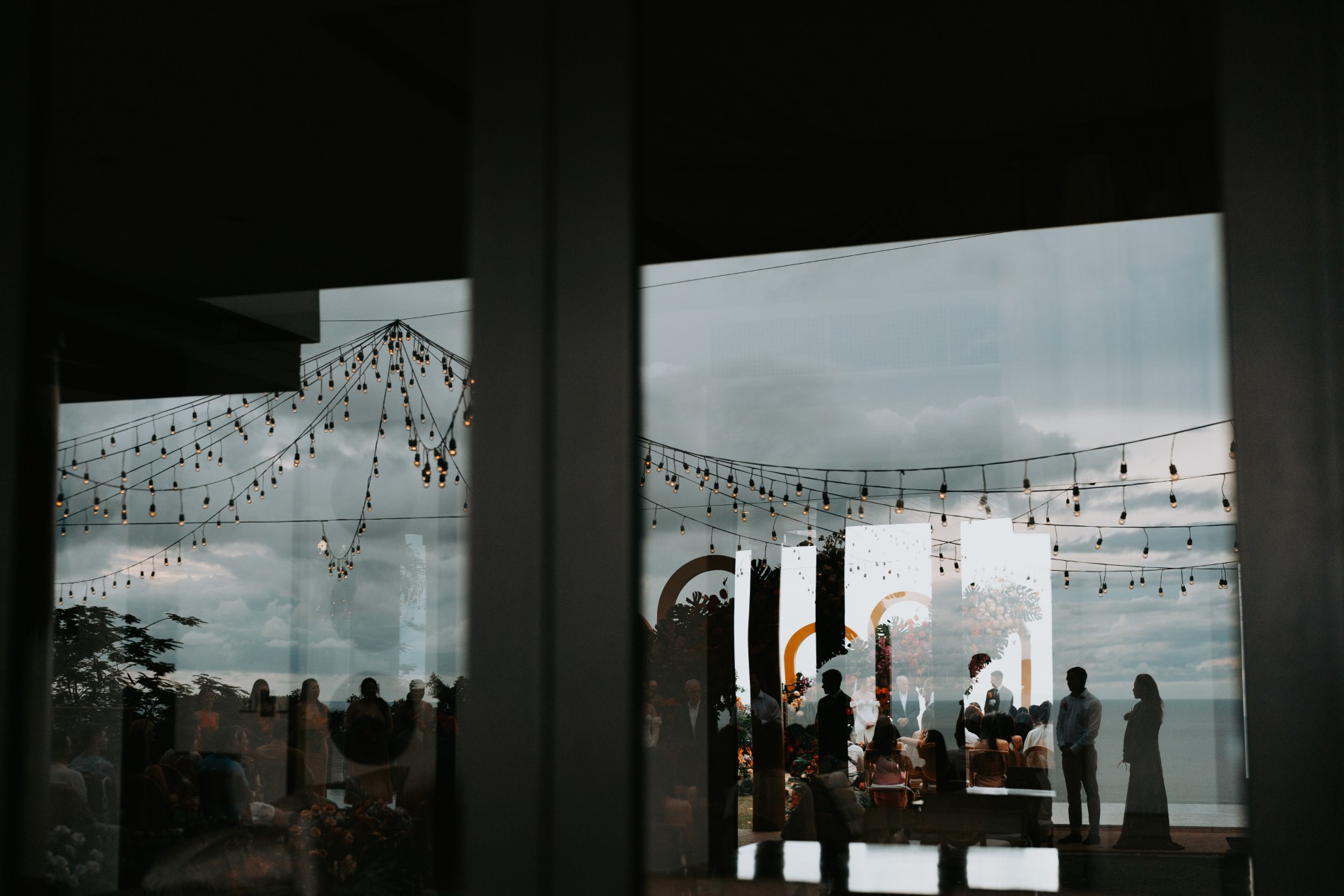Phuket wedding at Villa Aye, Kamala - wedding photography by Vasana Studio | 35_2