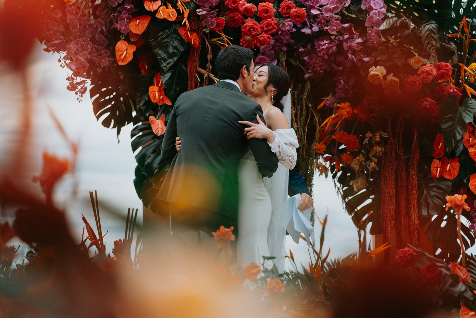 Phuket wedding at Villa Aye, Kamala - wedding photography by Vasana Studio | 39_2